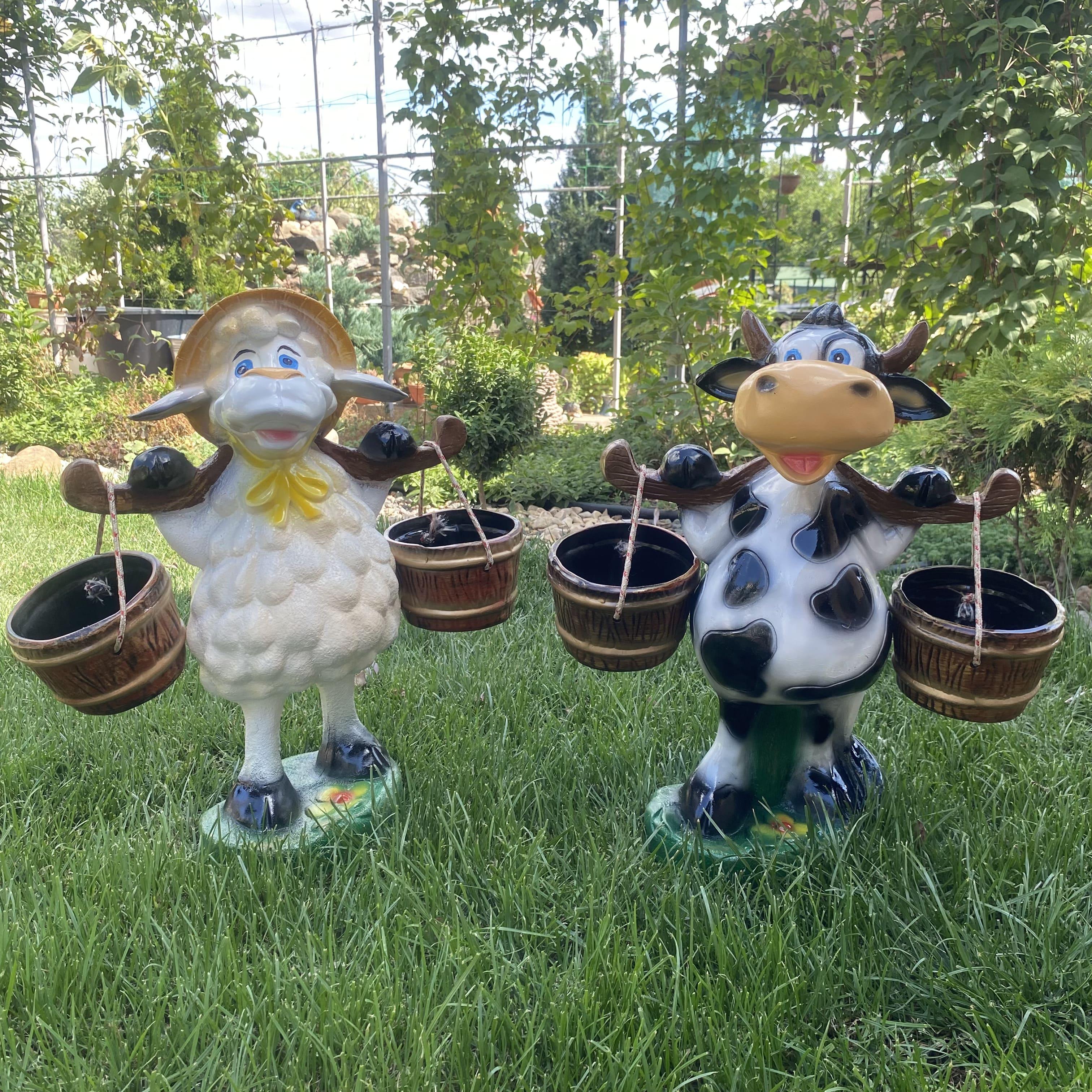 Комплект садових фігур-кашпо Корова з відрами 50×14×14 см та Вівця з відрами 51×38×12 см (4423) Комплект садових фігур-кашпо Корова з відрами 50×14×14 см та Вівця з відрами 51×38×12 см (4423)