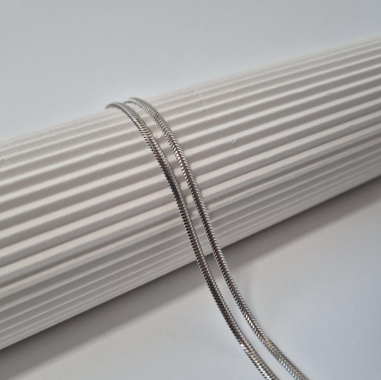 Ланцюжок плоский снейк срібло 925 проби родоване 3,90 г 40 см (222р1/40) - фото 2 Ланцюжок плоский снейк срібло 925 проби родоване 3,90 г 40 см (222р1/40) - фото 2