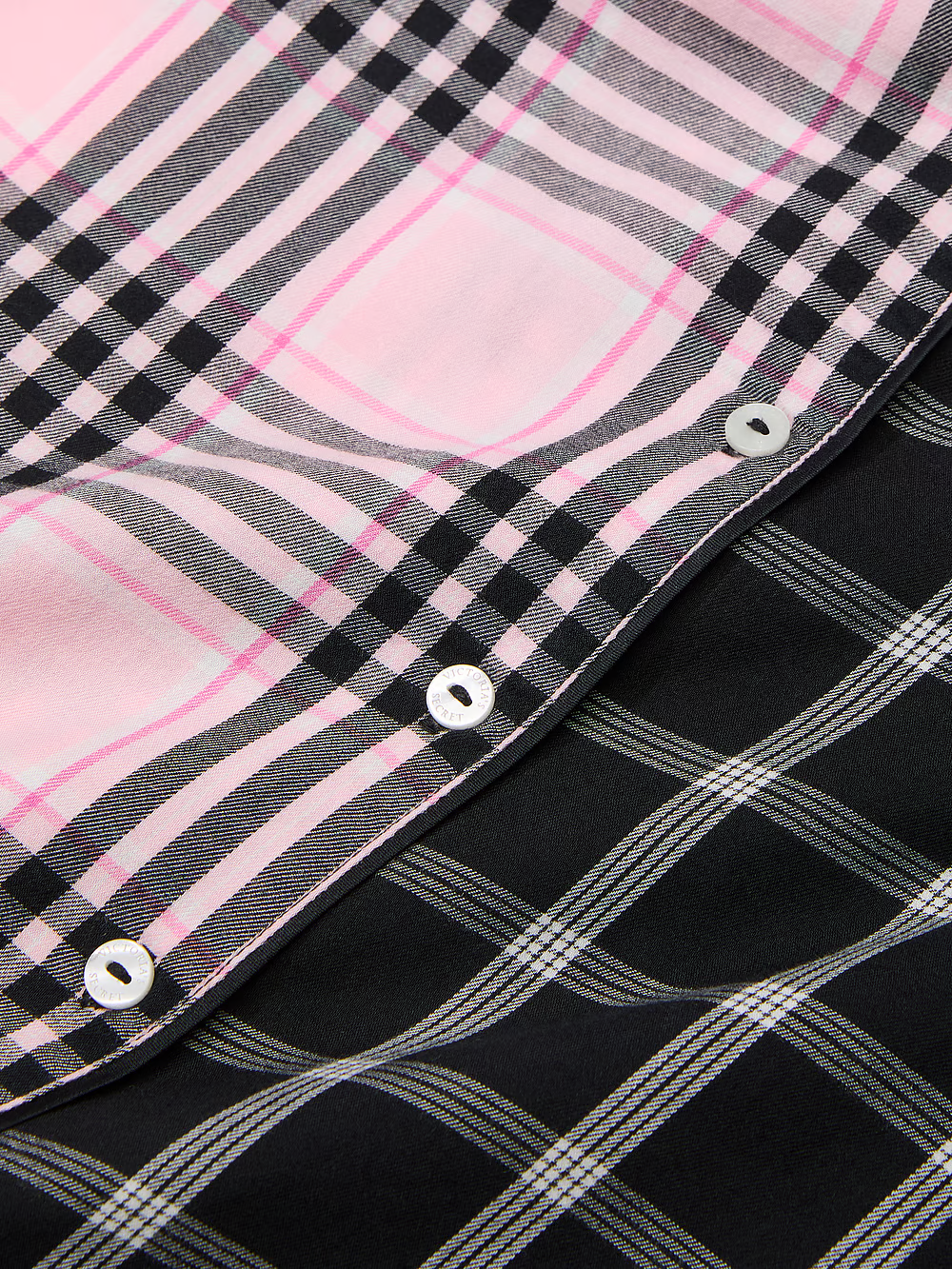 Піжама жіноча Victoria's Secret Flannel Short Pajama Set фланелева S Рожево-чорний у клітинку (24586691) - фото 4 Піжама жіноча Victoria's Secret Flannel Short Pajama Set фланелева S Рожево-чорний у клітинку (24586691) - фото 4
