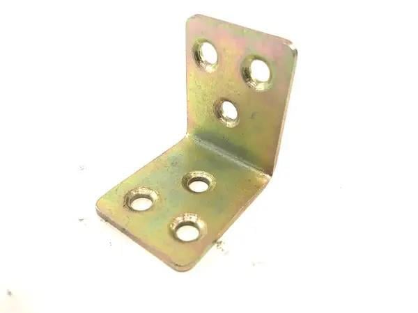 Уголок №33 цинк толщина 2.5 мм (37х37х32мм)