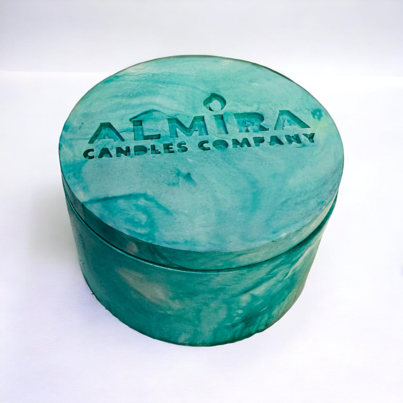 Cвеча в гипсовой форме Emerald 170 мл c ароматом Limoncello (11454417)