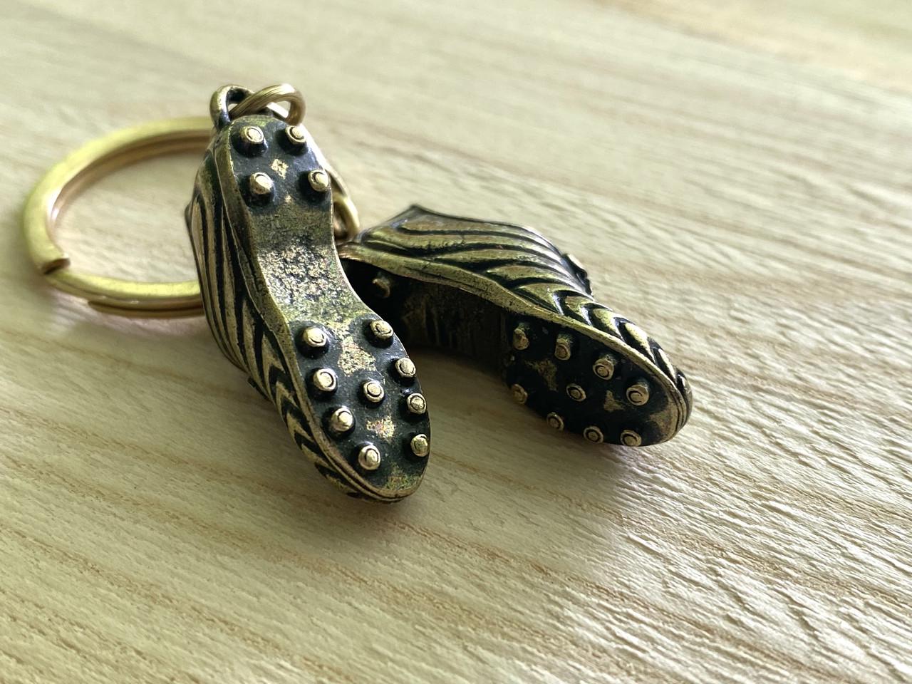 Брелок "Футбольні бутси"