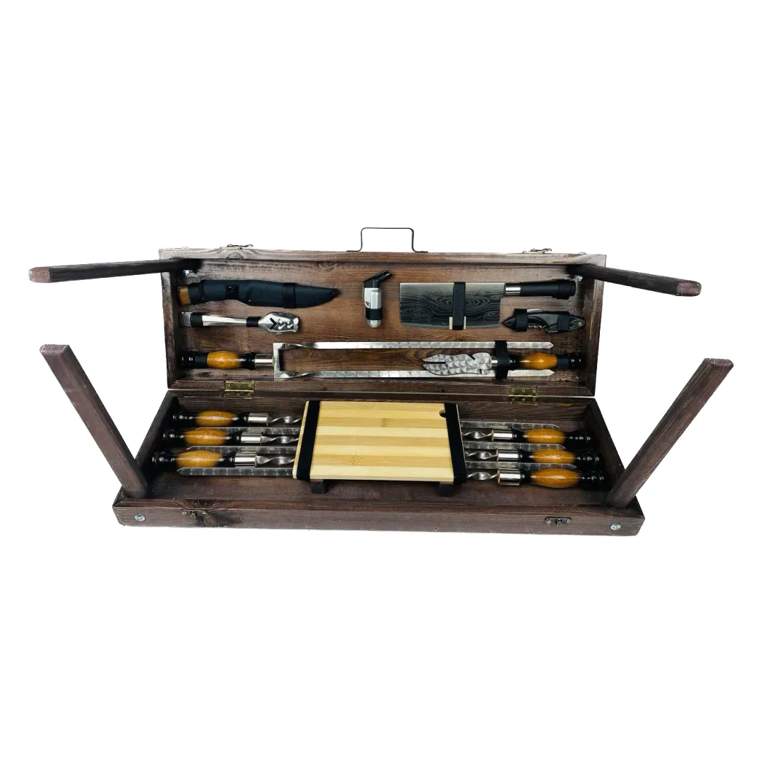 Набор шампуров в кейсе Бизон средний из нержавеющей стали деревянный (2-10-KS-7619)