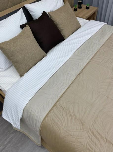 Покрывало декоративное двухстороннее Decorator Ultra Sonic Microfiber 220х240 см Бежевый (85-036) - фото 3 Покрывало декоративное двухстороннее Decorator Ultra Sonic Microfiber 220х240 см Бежевый (85-036) - фото 3