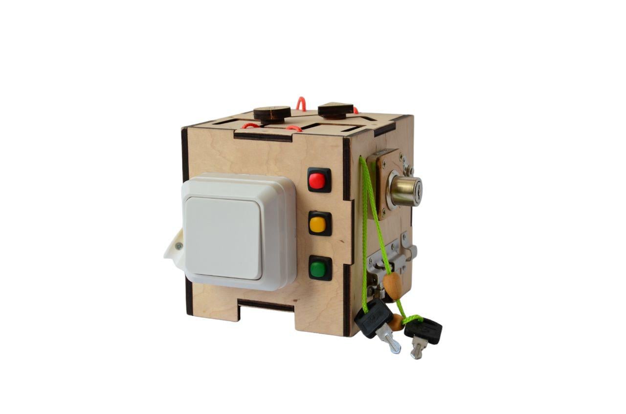 Бізікуб дитячий KolodaToys Mini 12х12х12 см Різнокольоровий (1212ж)