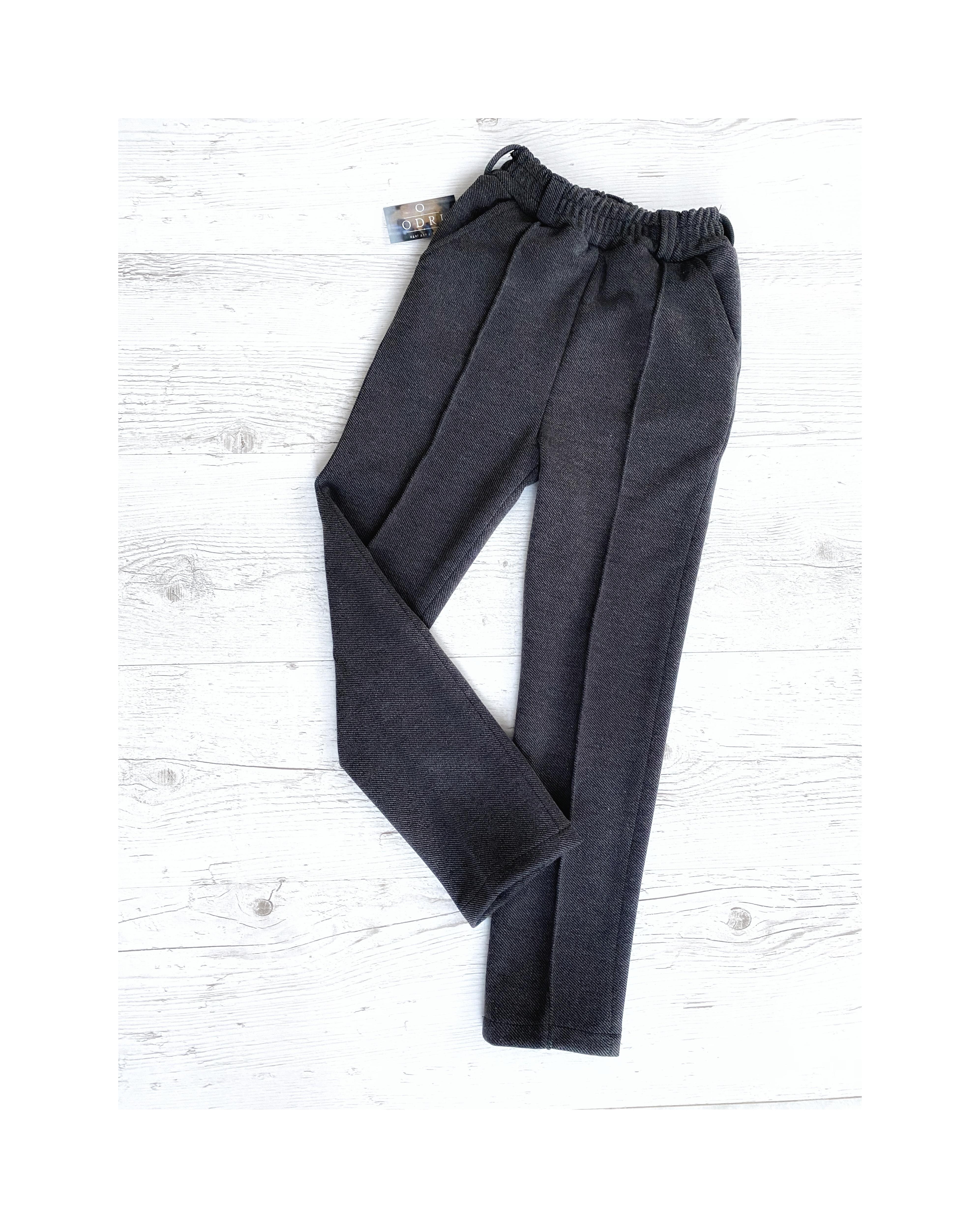 Брюки на девочку ODRI трикотажные Темно-серый