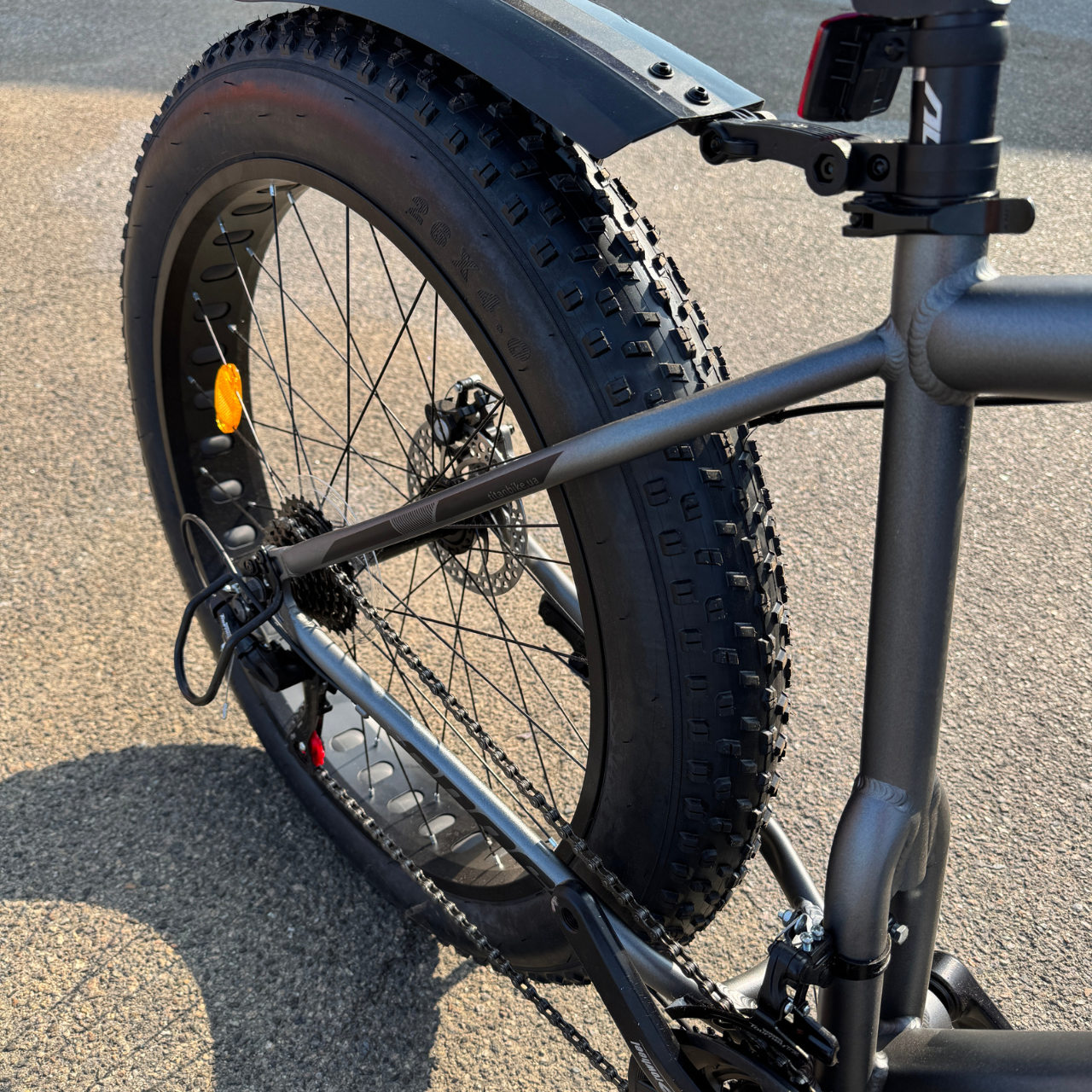 Фетбайк алюминиевый Cross Kayot 26/4,0" с амортизатором Shimano Черно-серый (7c0c611d) - фото 4