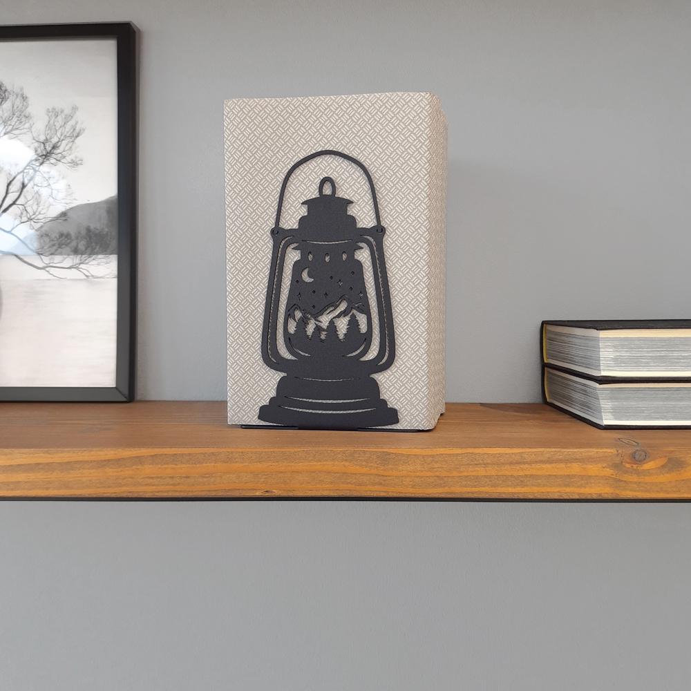 Подставка для книг Glozis Kerosene Lamp G-096 17х12 см (27217481) - фото 4 Подставка для книг Glozis Kerosene Lamp G-096 17х12 см (27217481) - фото 4