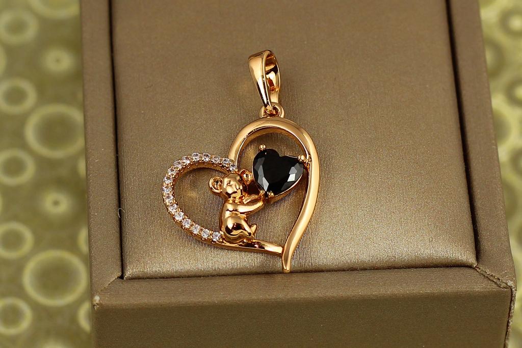 Кулон Xuping Jewelry сердце коалы с черным камнем 2,2 см Золотистый