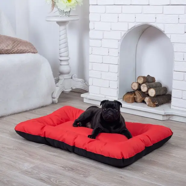 Лежак для собак вологостійкий двосторонній 120х80х10 см Червоний/Чорний (23176723) - фото 2 Лежак для собак вологостійкий двосторонній 120х80х10 см Червоний/Чорний (23176723) - фото 2