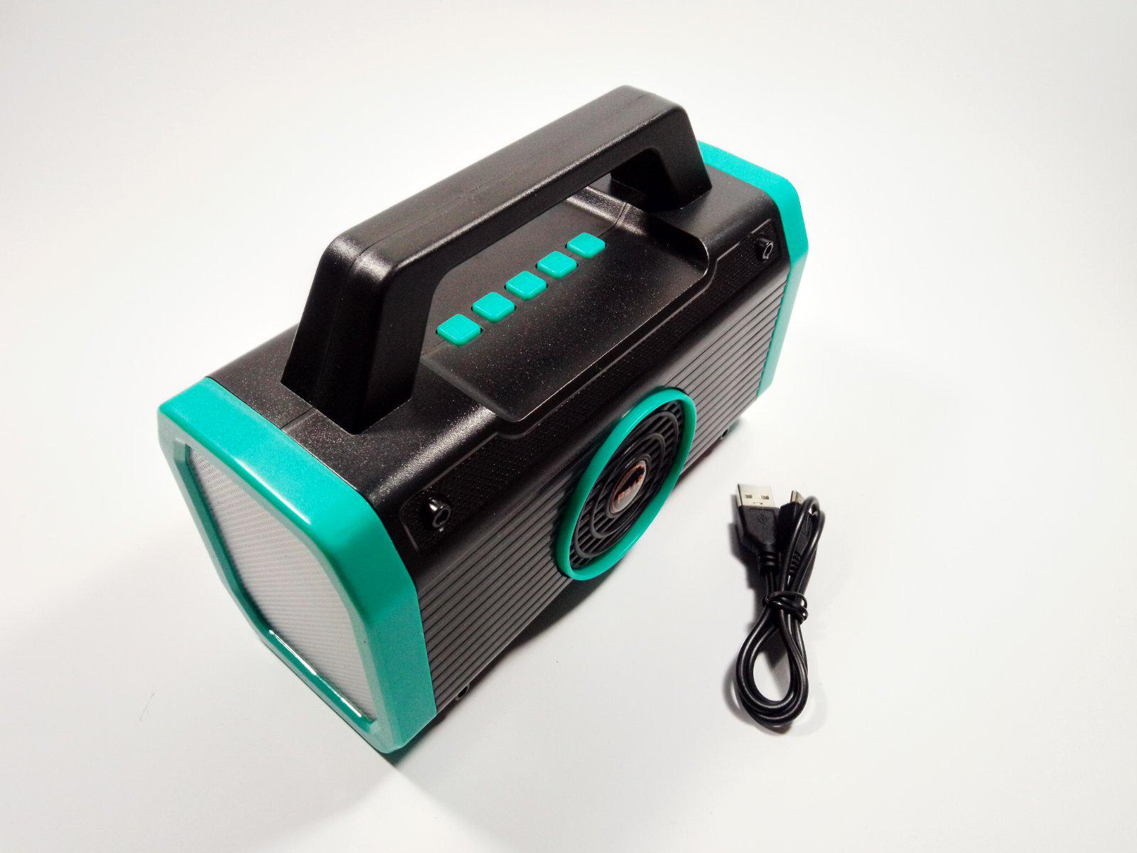 Ліхтар Portable Speaker P418 із сонячною панеллю та FM-радіо 8W Бірюзовий Ліхтар Portable Speaker P418 із сонячною панеллю та FM-радіо 8W Бірюзовий