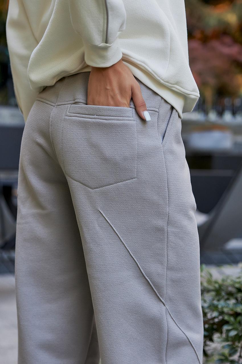 Костюм женский Лакоста М196.4 с начесом S Кремовый/Светло-серый (982-1-60) - фото 4 Костюм женский Лакоста М196.4 с начесом S Кремовый/Светло-серый (982-1-60) - фото 4