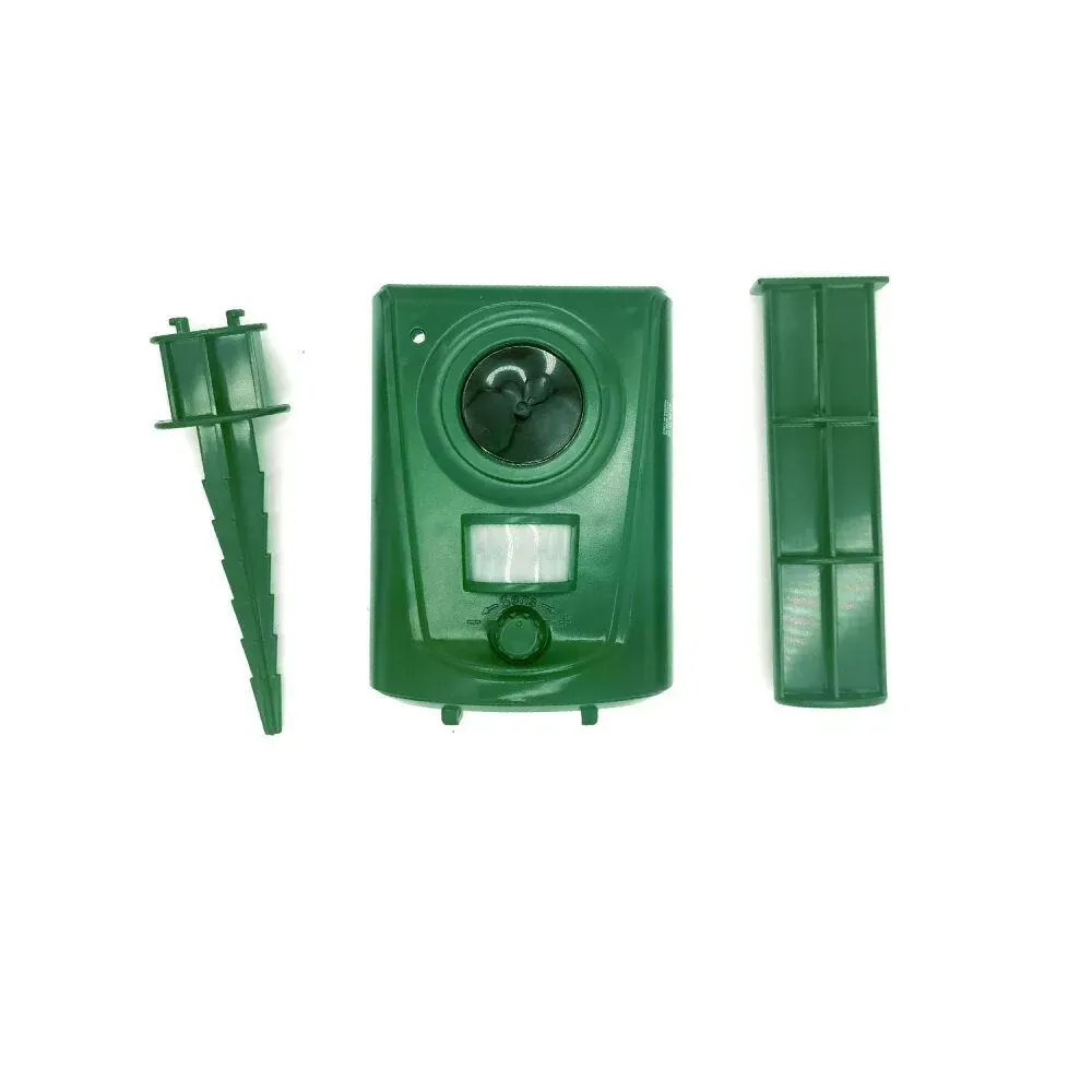 Відлякувач тварин ультразвуковий Bass Polska BH 60110 з інфрачервоним датчиком Зелений - фото 4 Відлякувач тварин ультразвуковий Bass Polska BH 60110 з інфрачервоним датчиком Зелений - фото 4