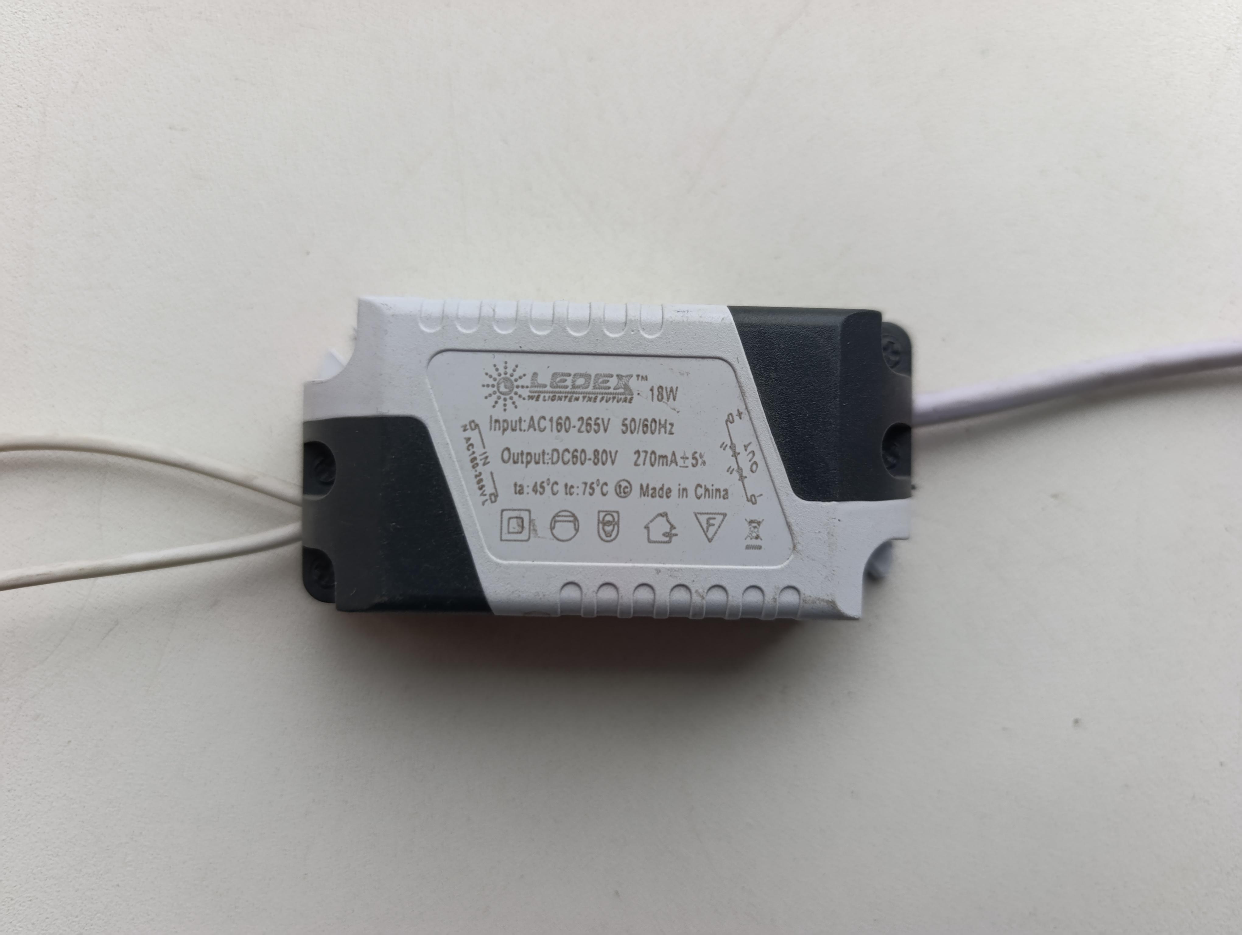 Блок живлення для світлодіодного світильника 18 Вт (101870)