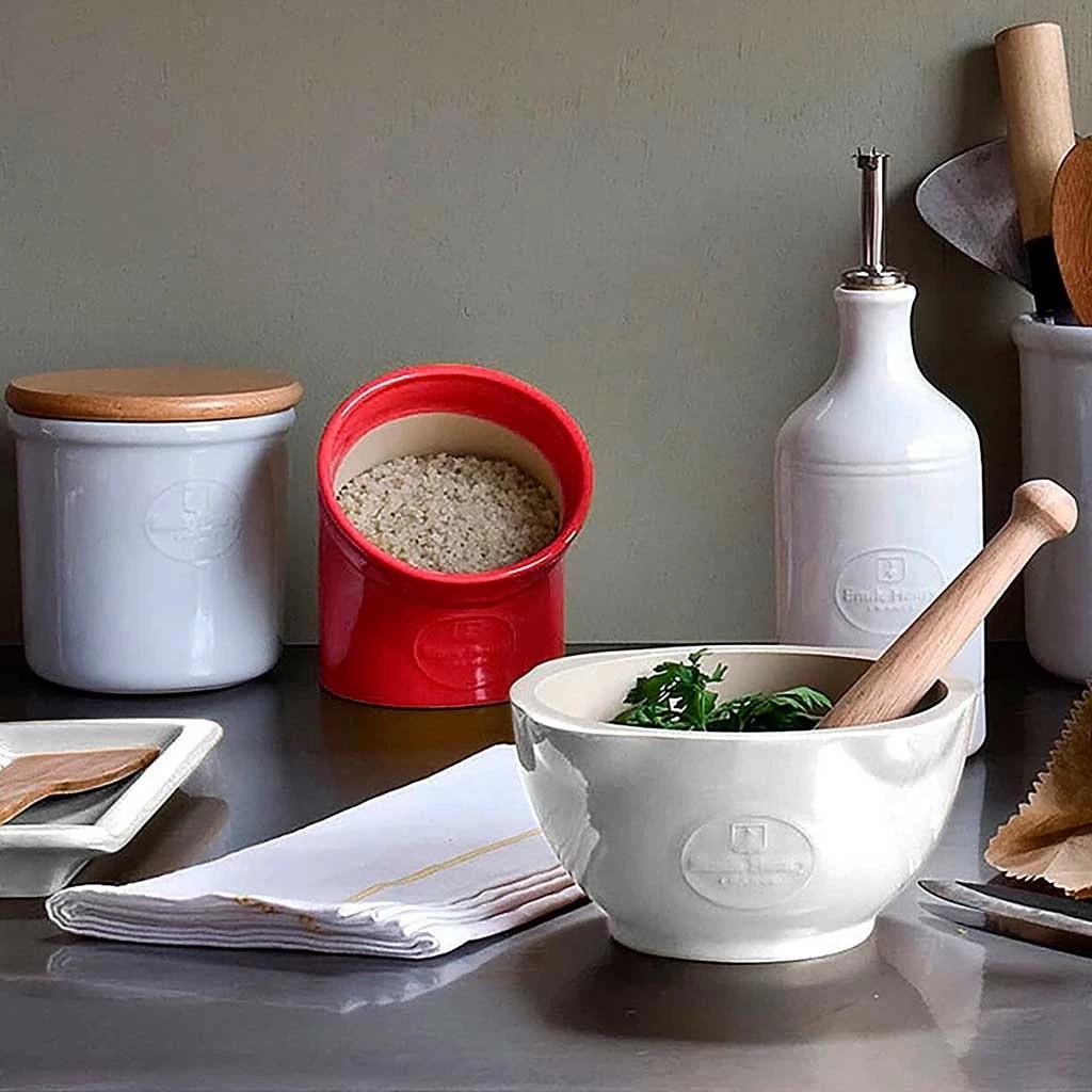 Бутылка для масла керамическая Emile Henry Kitchen Tools 450 мл Белый (020215) - фото 3 Бутылка для масла керамическая Emile Henry Kitchen Tools 450 мл Белый (020215) - фото 3