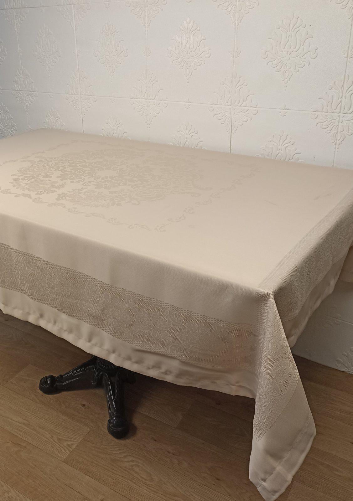 Скатерть тефлоновая Maison Royale Jumbo PVS 140x180 см Cappucino (CN37567)