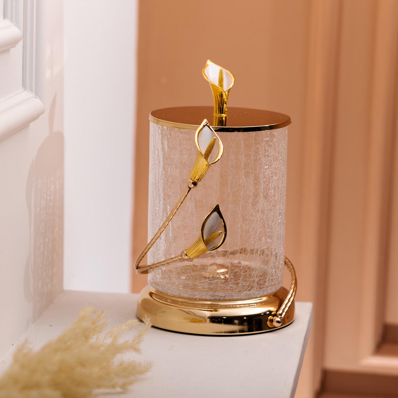 Цукерниця скляна з кришкою 14х23 см з квітковим металевим декором цукерниця