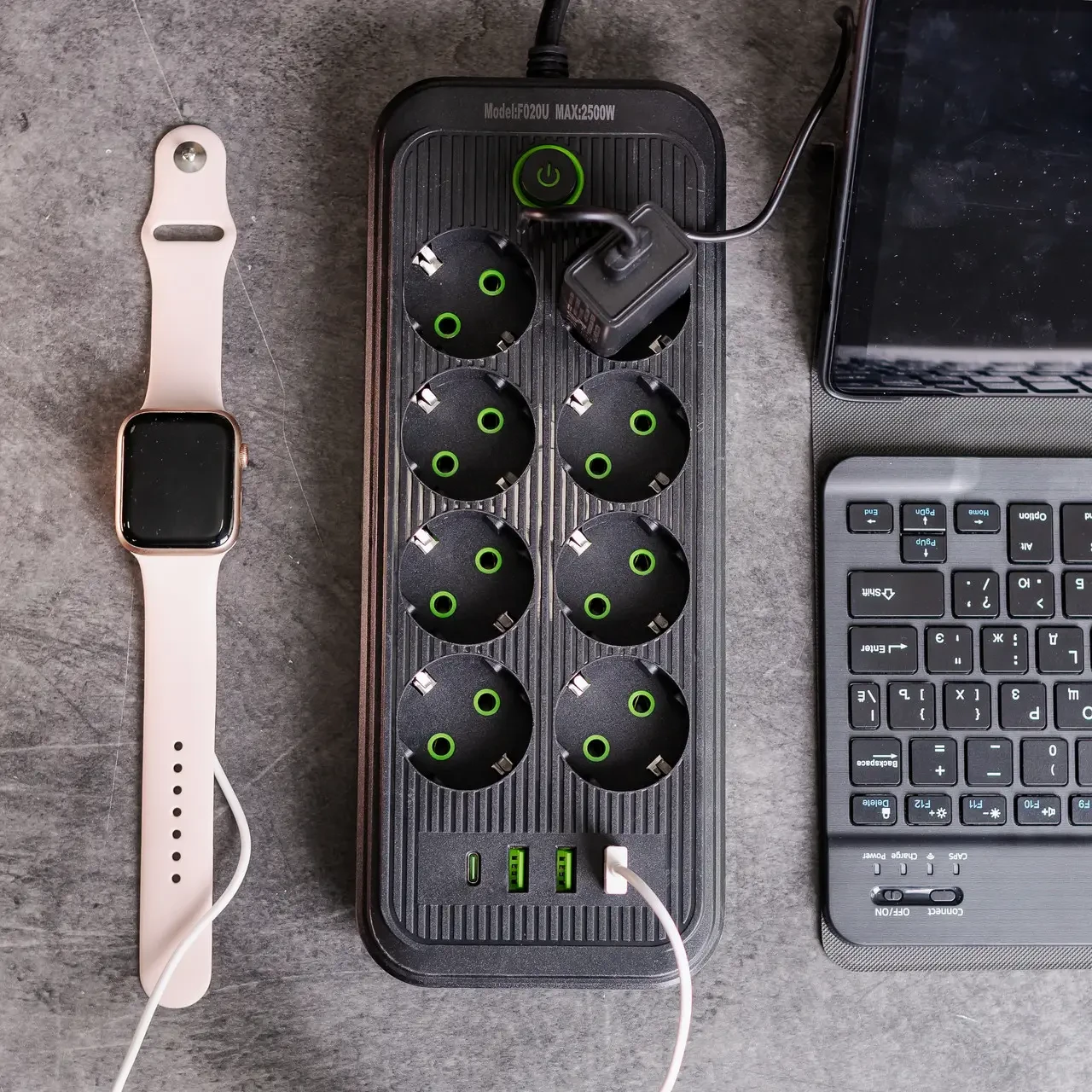 Фильтр сетевой удлинитель на 8 розеток с 3 USB 1 Type-C и кнопкой отключения F20U 4,8 м Белый (HP-5-30)