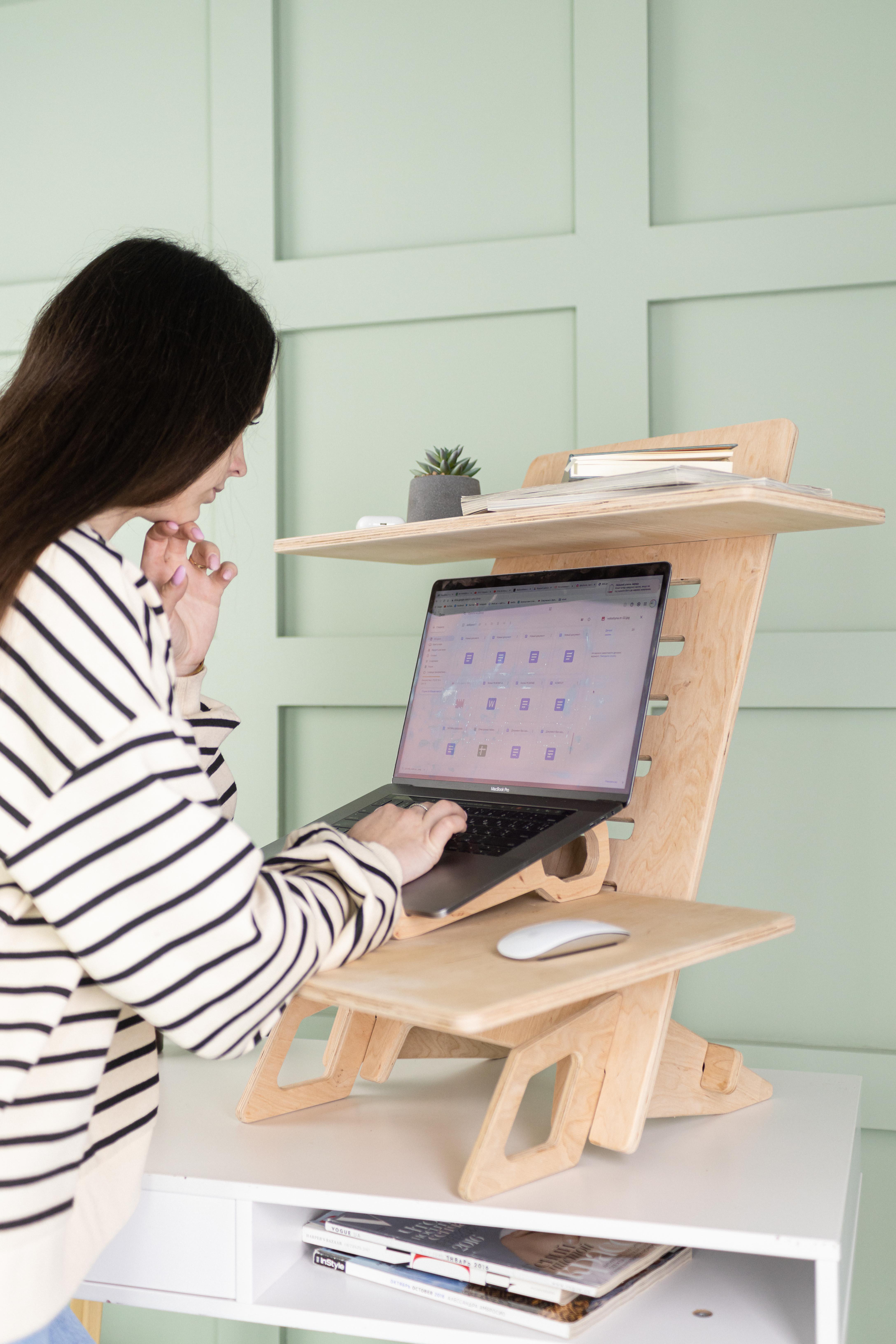 Стіл для ноутбука універсальний Otaman desk Mini desk (987065) - фото 6 Стіл для ноутбука універсальний Otaman desk Mini desk (987065) - фото 6