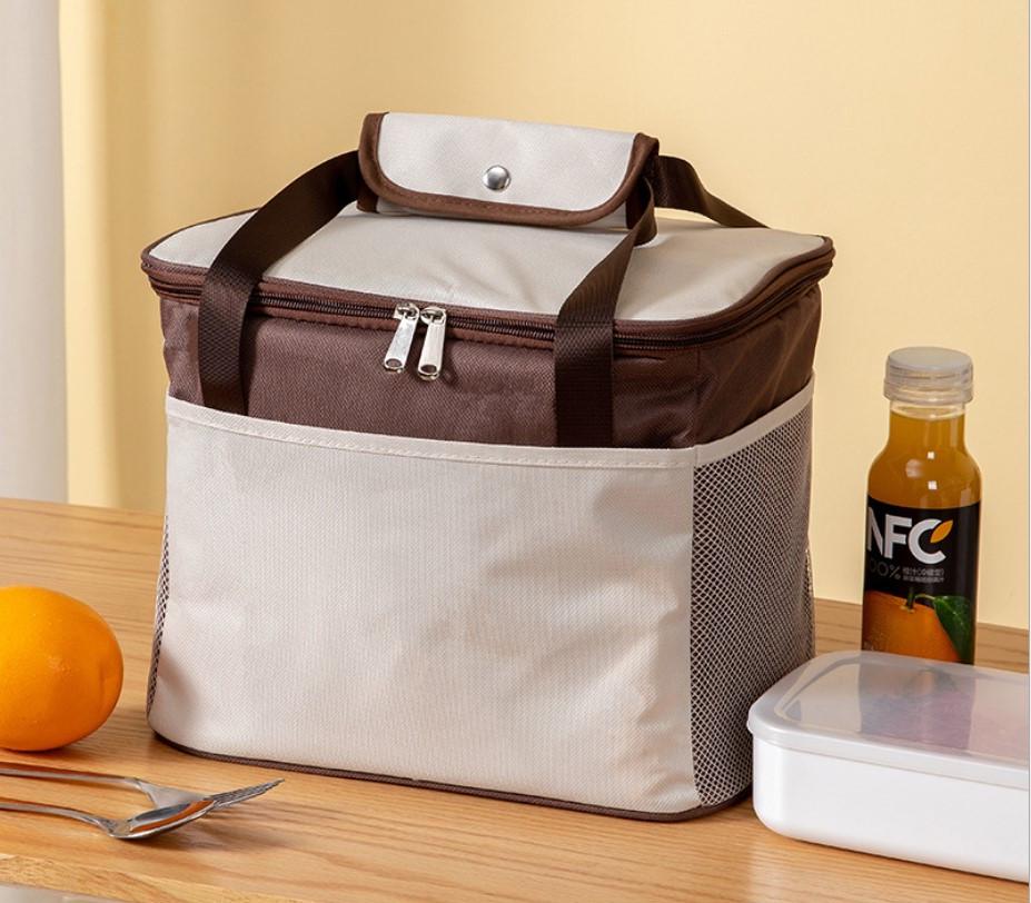 Сумка-холодильник-термобокс 12 л двойная молния боковые карманы 29х22х20 см Бежевый (ТС-142-23) - фото 1 Сумка-холодильник-термобокс 12 л двойная молния боковые карманы 29х22х20 см Бежевый (ТС-142-23) - фото 1