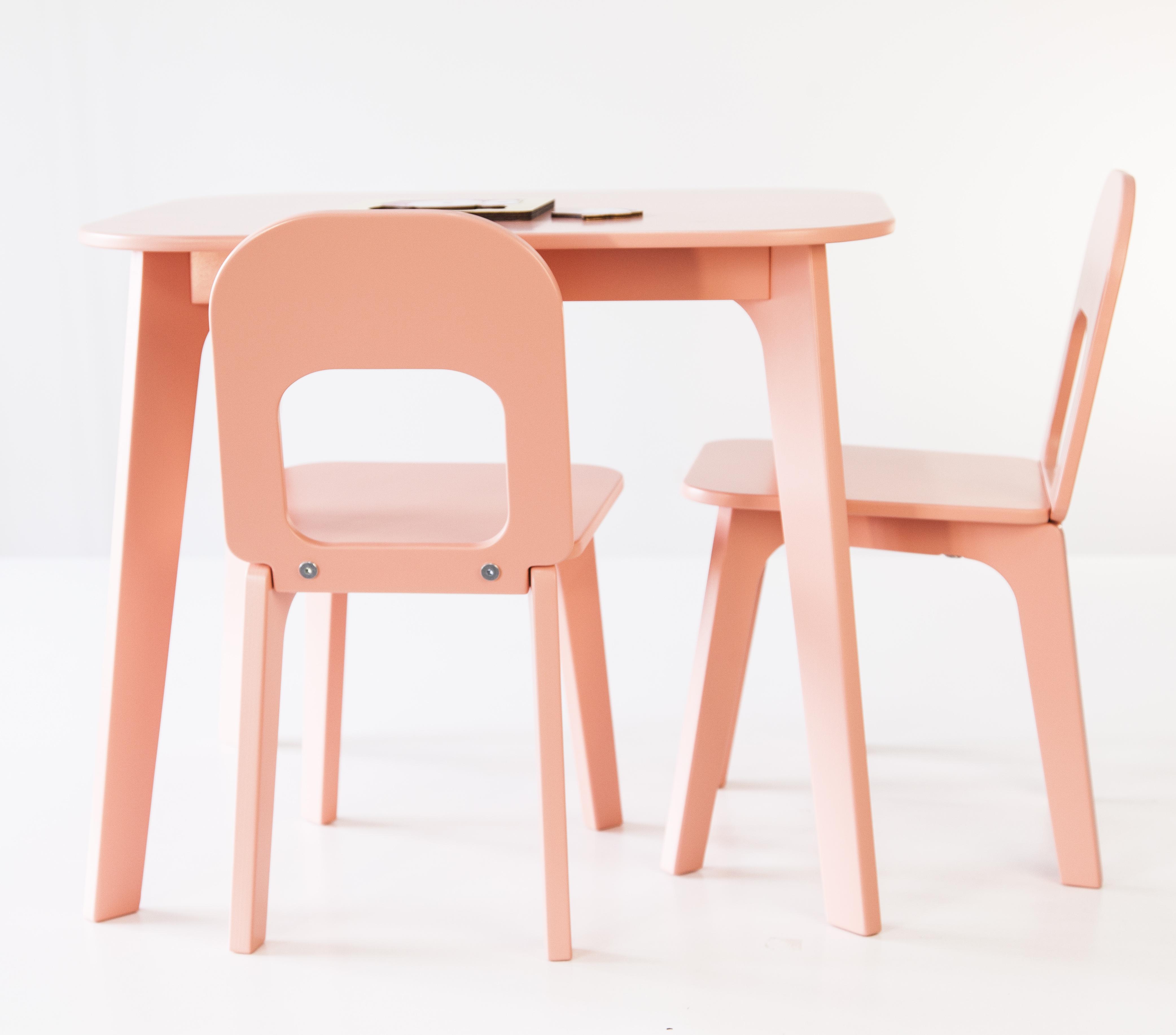 Дитячий столик і два стільчика Tatoy для дітей 2-4 років Кораловий - фото 2 Дитячий столик і два стільчика Tatoy для дітей 2-4 років Кораловий - фото 2
