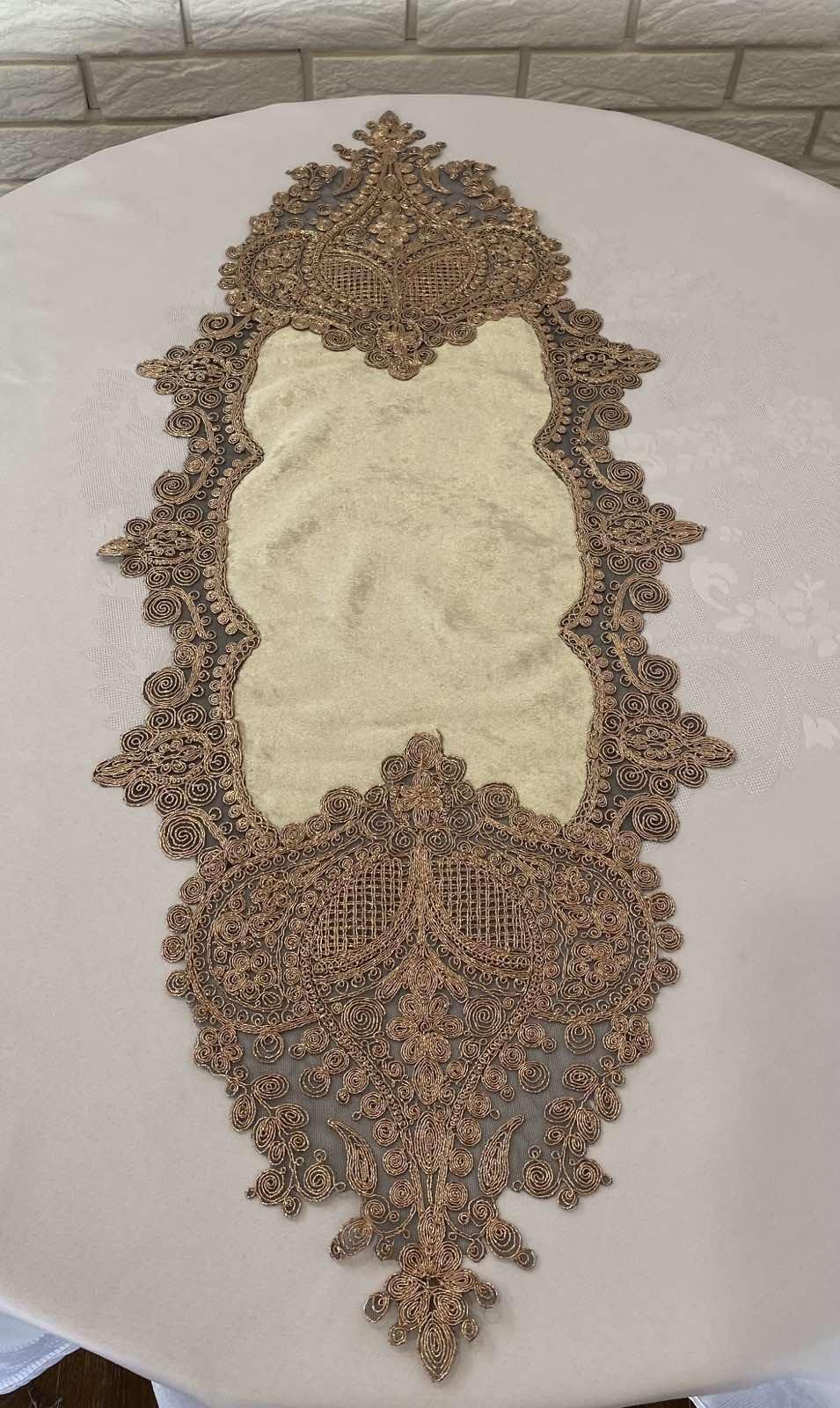 Дорожка велюровая Acme с кружевом 40x140 Payidar Cream/Gold (CN10801)