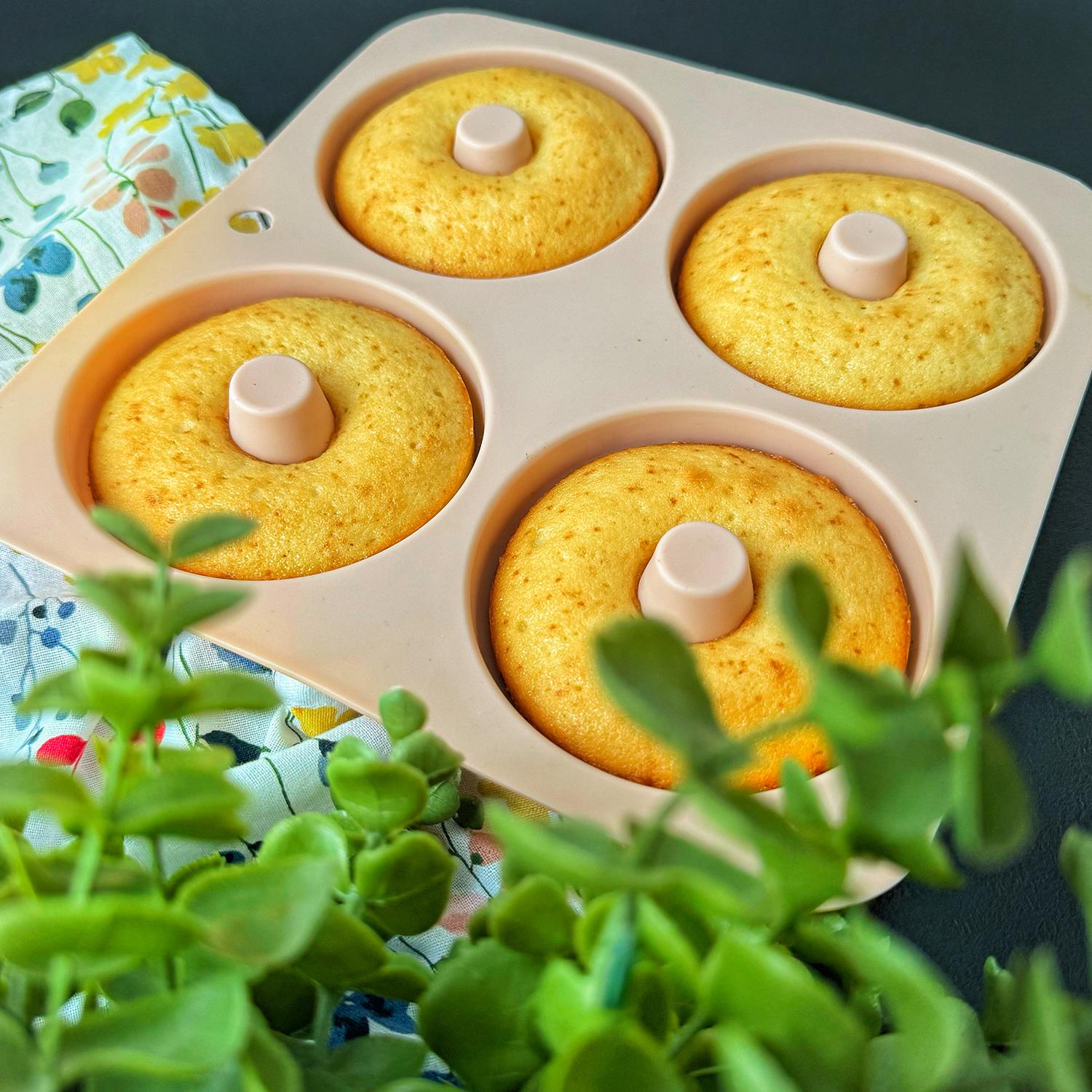 Форма для выпечки на 4 ячейки 23,5х23,5х2 см Бежевый (86250) - фото 7 Форма для выпечки на 4 ячейки 23,5х23,5х2 см Бежевый (86250) - фото 7