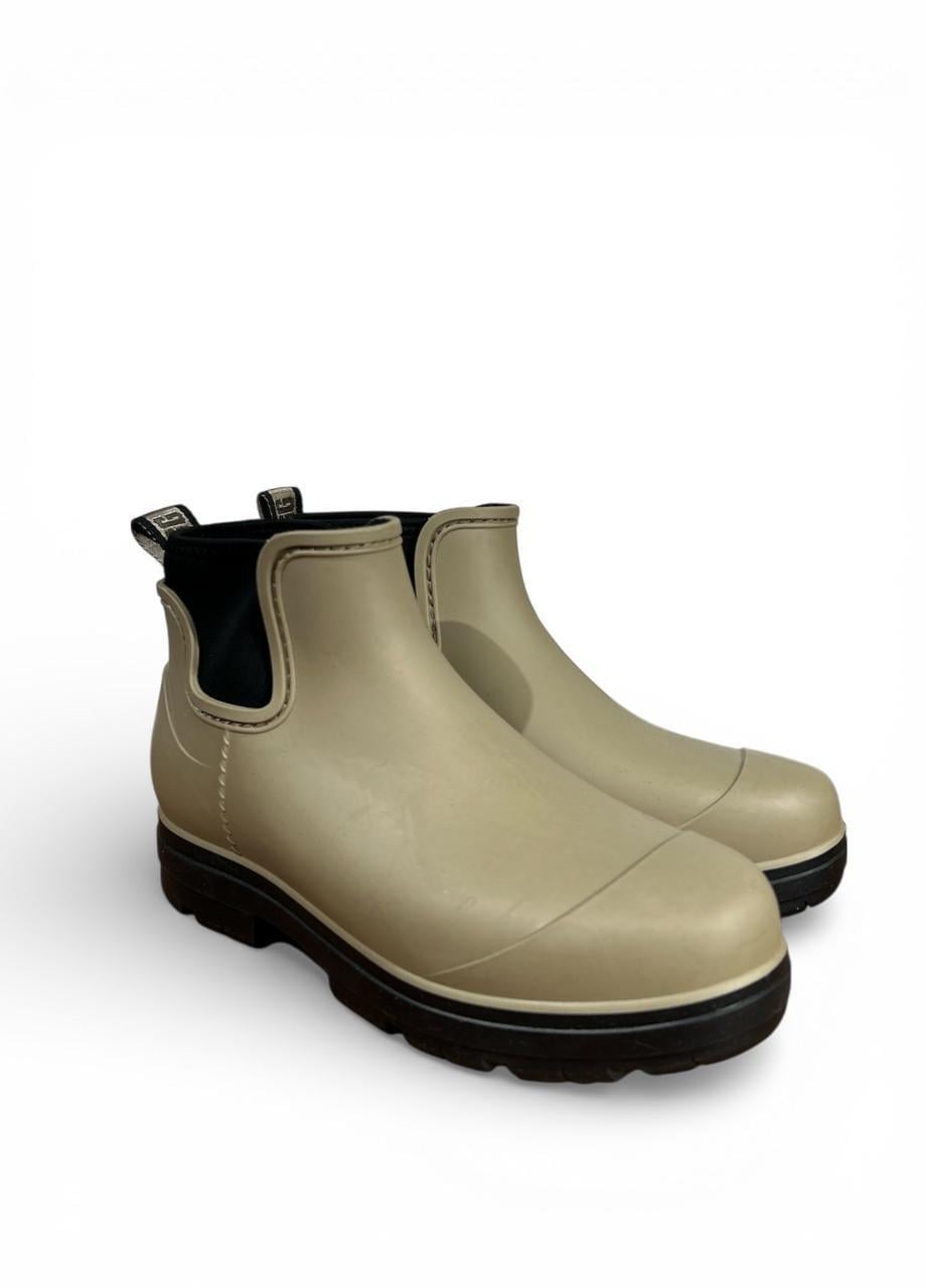 Ботинки резиновые UGG Droplet s/n 1130831 р. 40 US 9 26 см Оливковый (2884011293)