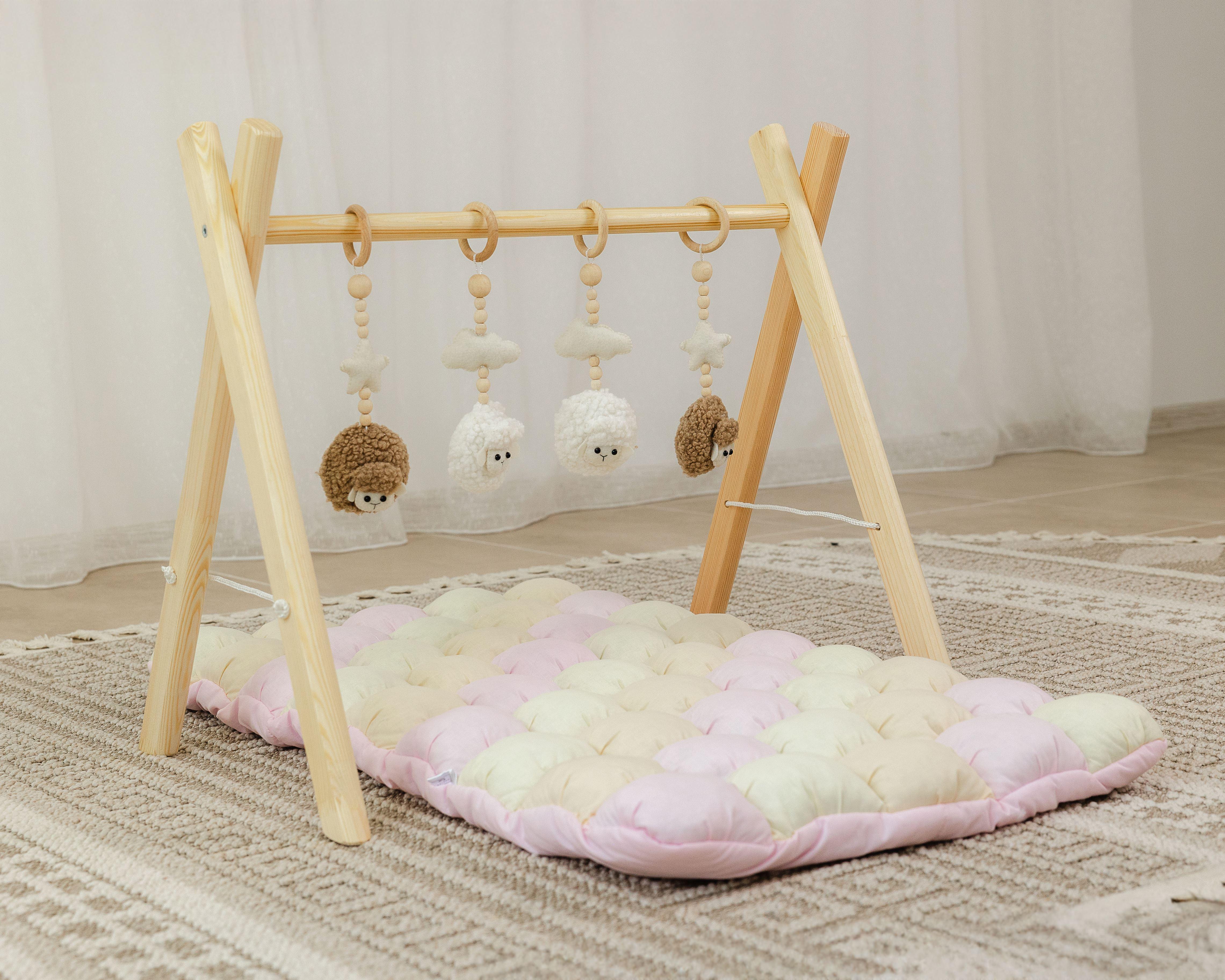 Мобиль детский напольный Пушистые овечки с матрасиком Алиса (0002315)