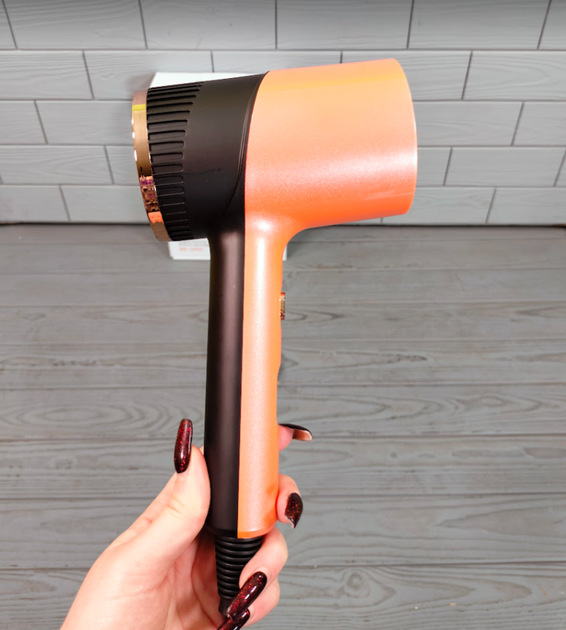 Фен для волосся Rainberg RB-2252 10800 Вт (ML-04345) - фото 6 Фен для волосся Rainberg RB-2252 10800 Вт (ML-04345) - фото 6