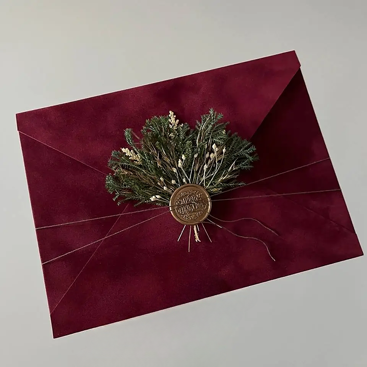 Конверт оксамитовий з підкладкою А5 16х21,5 см з печаткою та декором Бордовий (2477252364) Конверт оксамитовий з підкладкою А5 16х21,5 см з печаткою та декором Бордовий (2477252364)