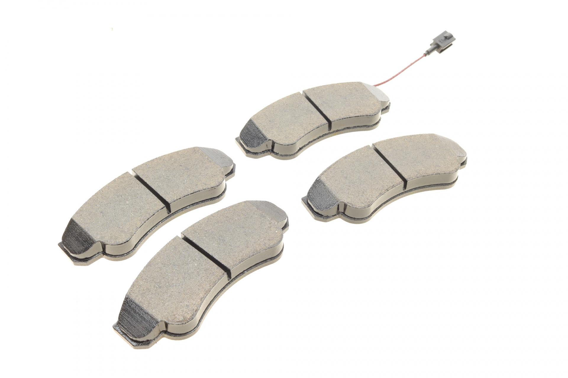 Тормозные колодки передние METELLI для Citroen Jumper/Fiat Ducato/Peugeot Boxer 99-R16 с датчиком (22-0326-0) Тормозные колодки передние METELLI для Citroen Jumper/Fiat Ducato/Peugeot Boxer 99-R16 с датчиком (22-0326-0)