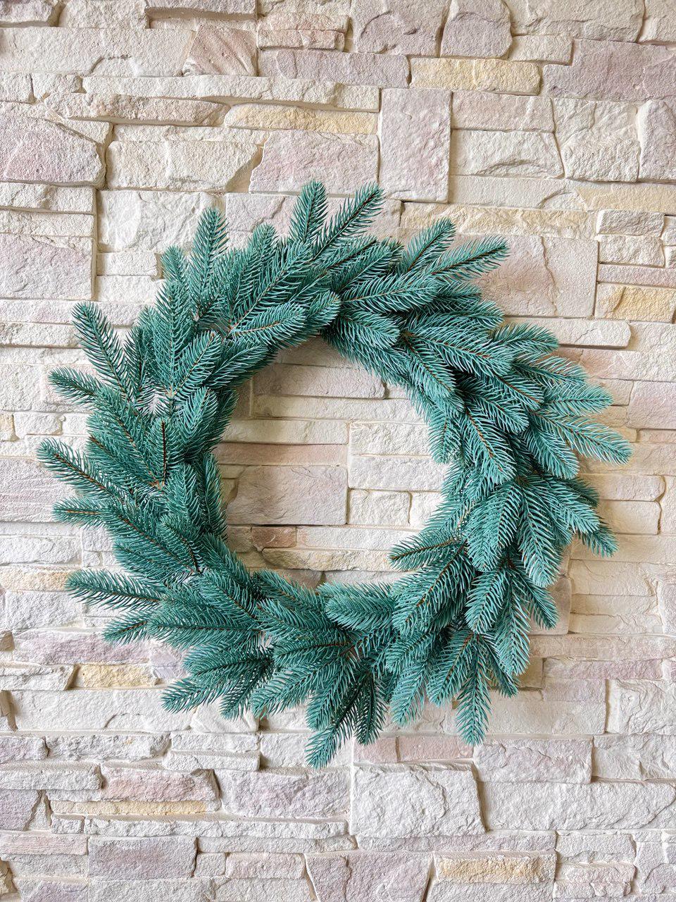 Венок новогодний литой ПЛАСТМАКС d 52 см Голубой (VX 4201/3)