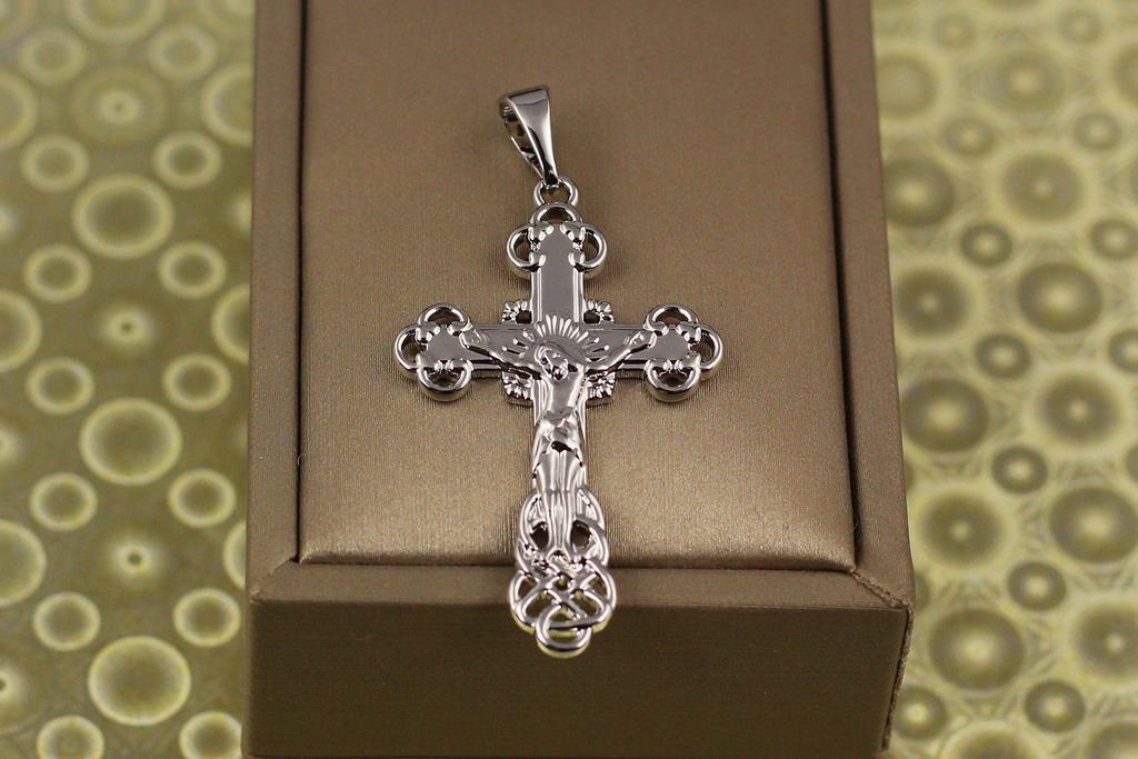 Крестик Xuping Jewelry с распятием края кольцами 4 см серебристый (26485976)