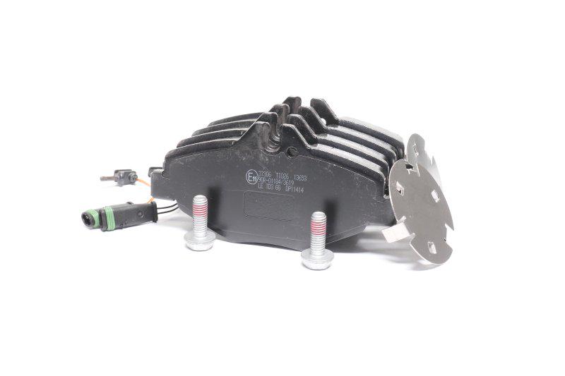 Тормозные колодки дисковые ABS Mercedes e klasse W211 передние (37306)