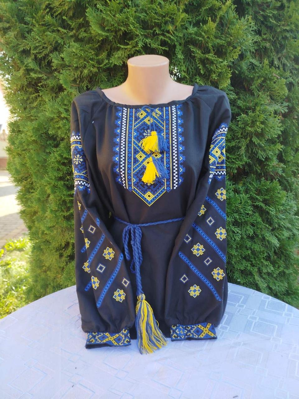 Вишита сорочка жіноча Квітковий орнамент Український 60 (29378540)