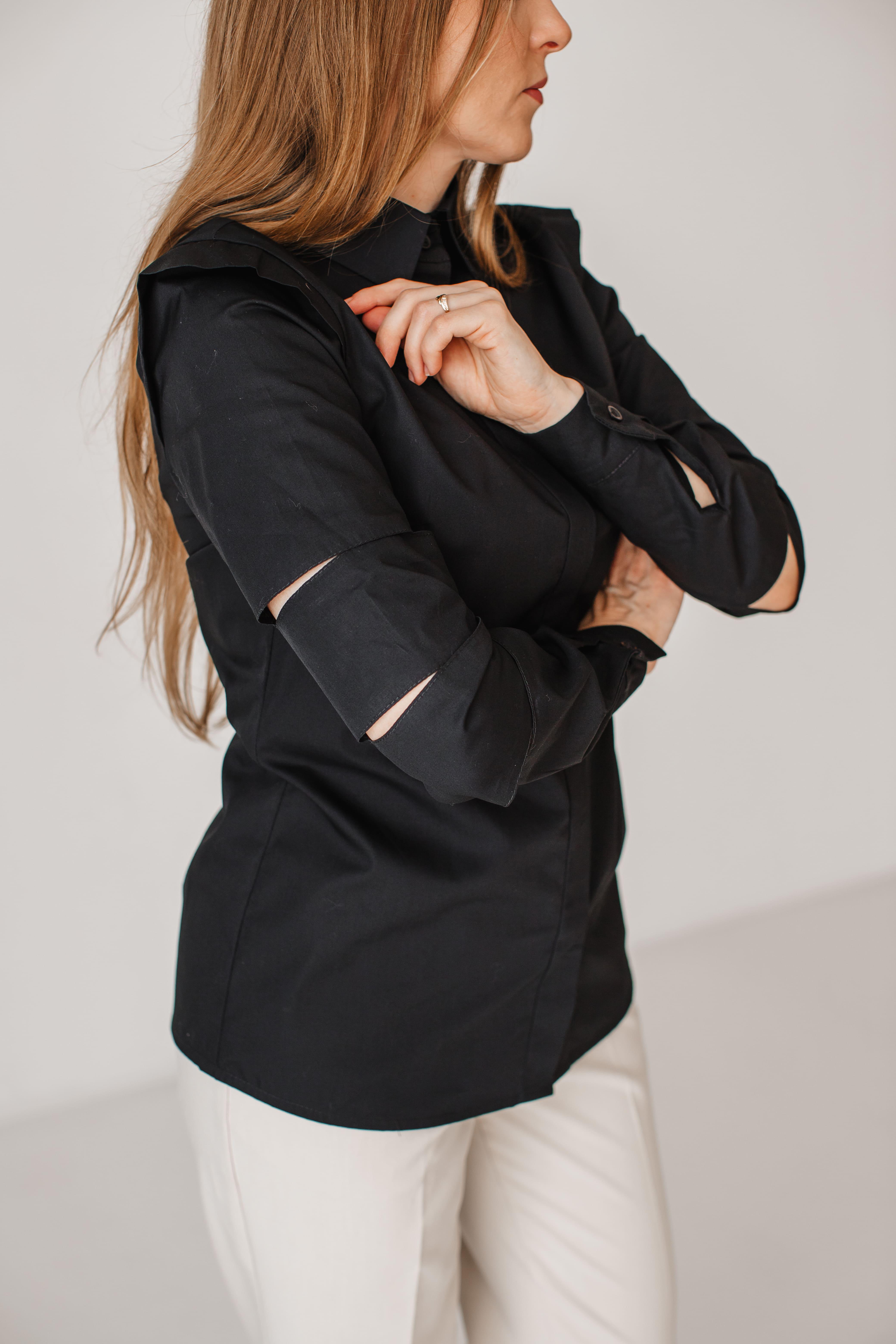 Сорочка жіноча приталена VSlatinina з розрізами на рукавах XL Чорний (01234567825) - фото 9