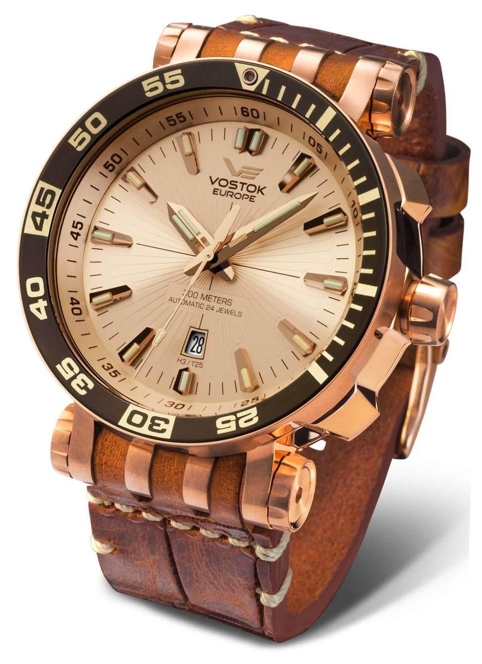 Наручний годинник чоловічий VOSTOK EUROPE NH35A-575B281 (575B281)