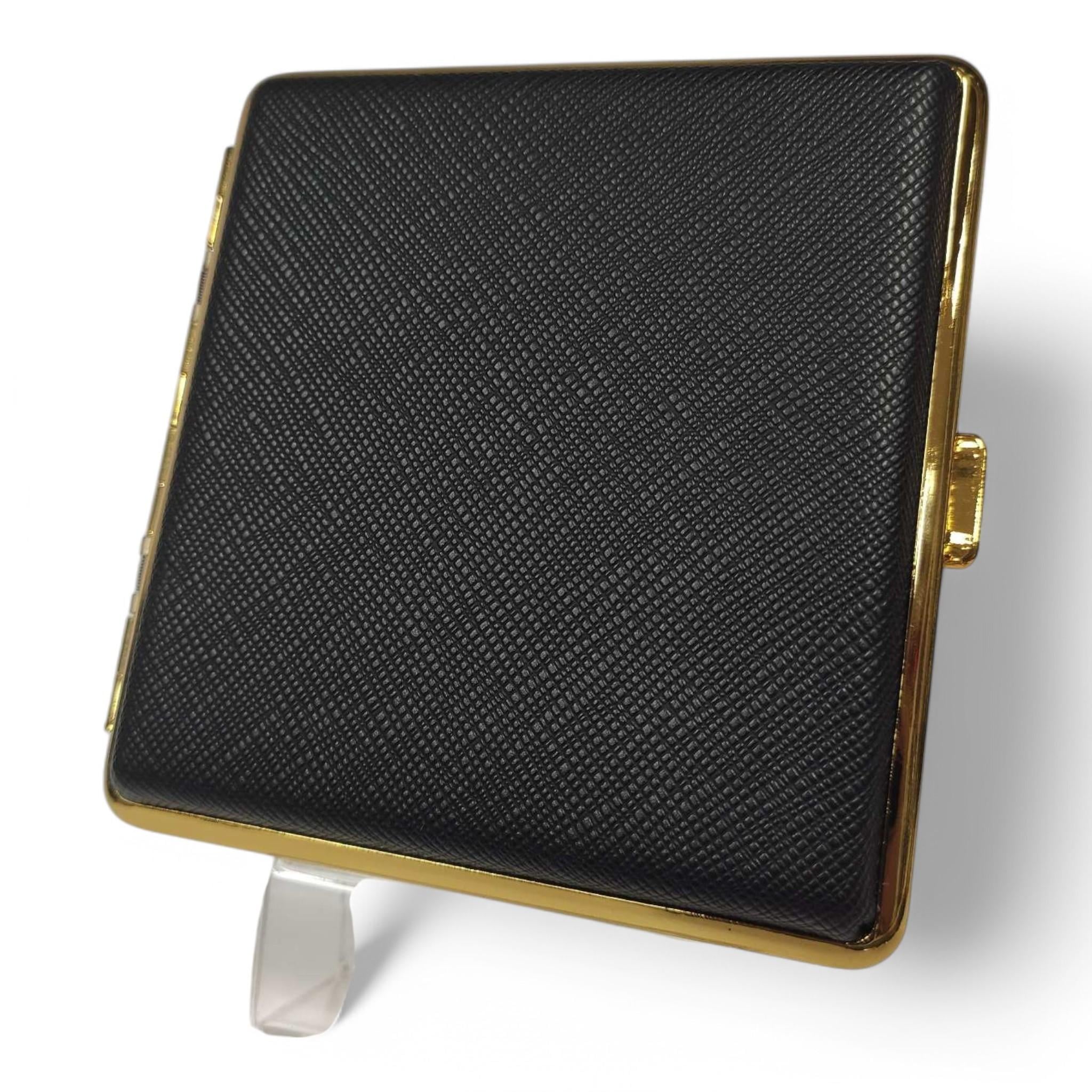 Портсигар металлический GVIPAI Dubai в коже на 20 сигарет в подарочной упаковке Black/Gold (XT-4986-1)