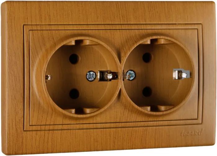 Розетка Mira двухместная с заземлением Дуб классический