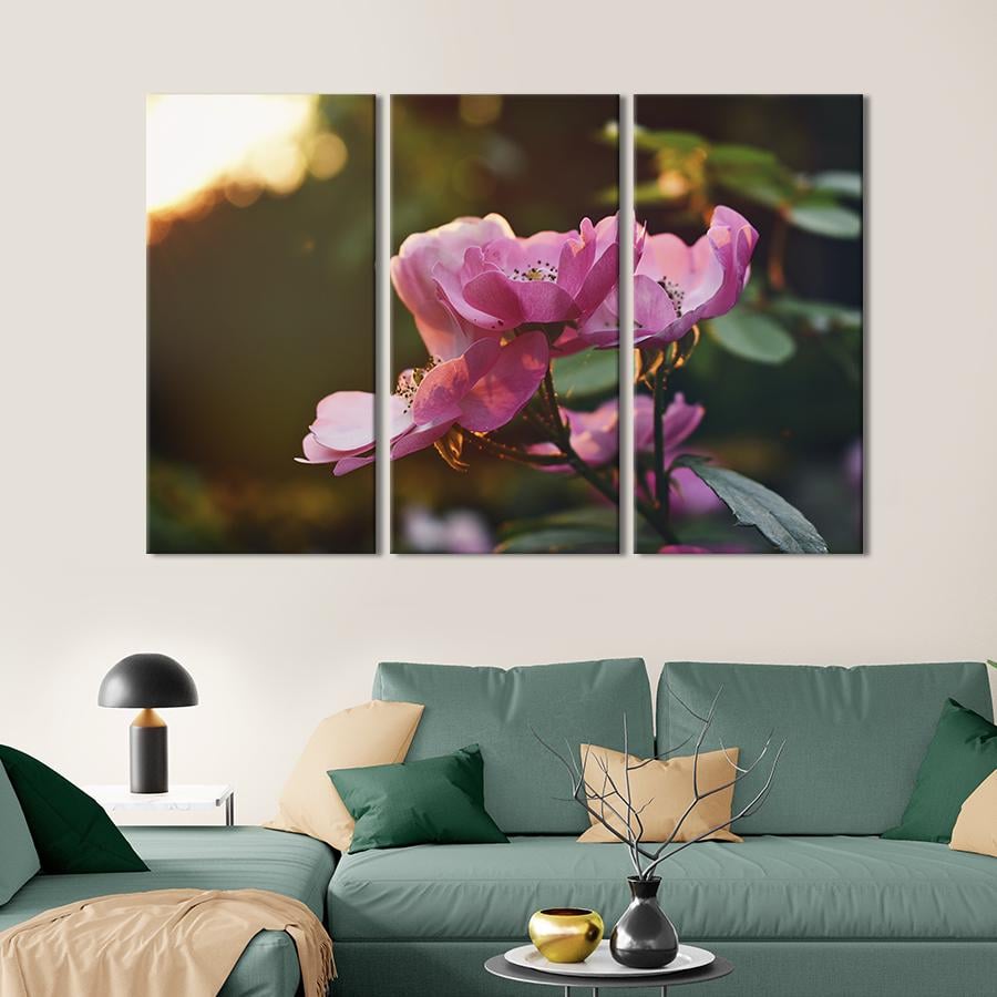 Картина на холсте триптих Куст с цветами шиповника 78x48 см (917-31)