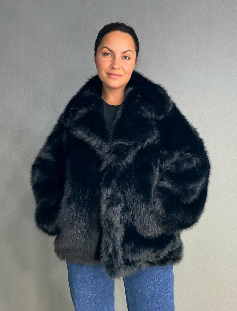 Шуба жіноча Fancy Matinee 5902 оверсайз з кишенями L Чорний (4843) - фото 9 Шуба жіноча Fancy Matinee 5902 оверсайз з кишенями L Чорний (4843) - фото 9