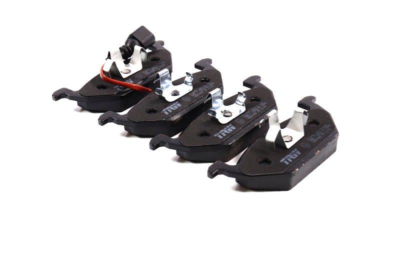 Гальмівні колодки дискові передні Skoda octavia Volkswagen Caddy Golf 4 TRW Engine Components GDB1658 (GDB1658 TRW Engine Components)