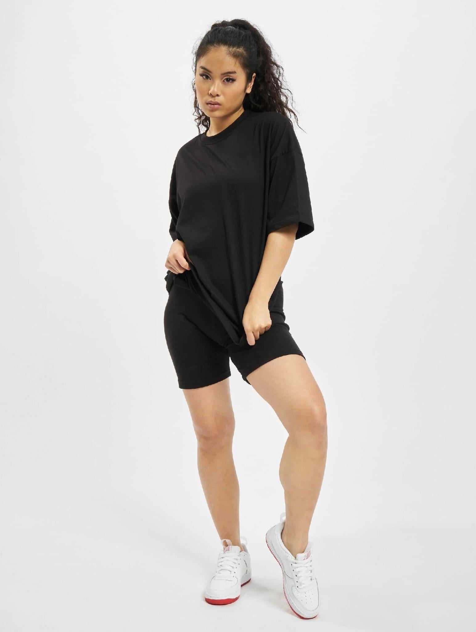 Костюм футболка и шорты Missguided HCO9884435 р. 36 Черный Костюм футболка и шорты Missguided HCO9884435 р. 36 Черный