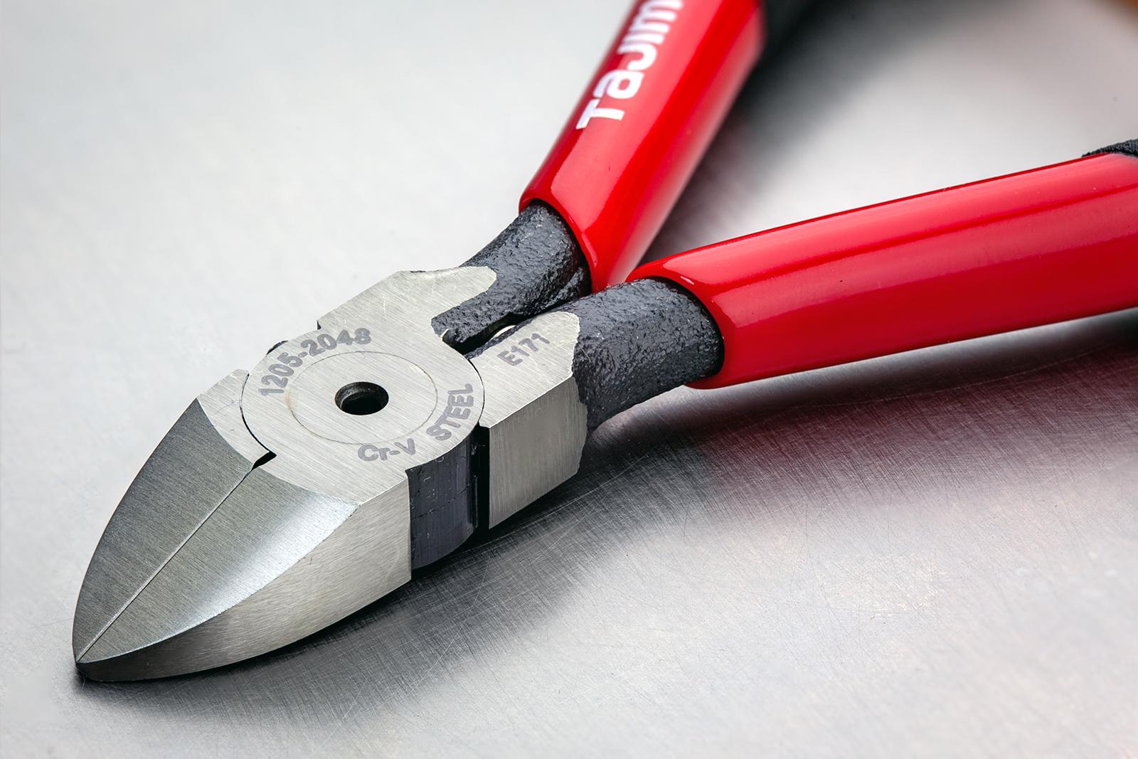 Кусачки-бокорезы мини TAJIMA Premium CrV изогнутые губки зеркальная полировка 110 мм (1205-2048) - фото 7 Кусачки-бокорезы мини TAJIMA Premium CrV изогнутые губки зеркальная полировка 110 мм (1205-2048) - фото 7