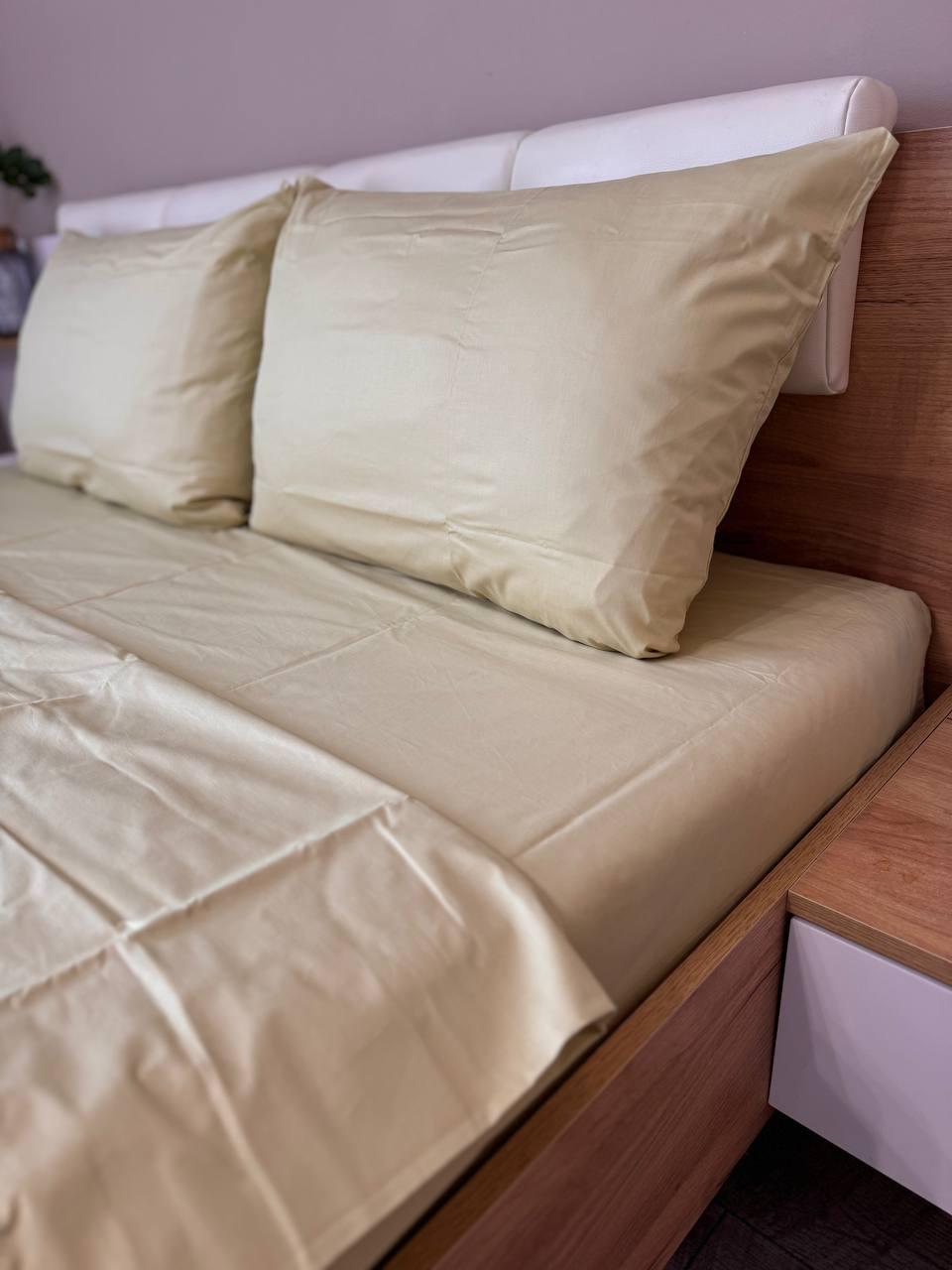 Постільна білизна сатин сімейний 150х220 см наволочки 70х70 см 2 шт. Кремовий (Д-Al-satin-004-04) - фото 2 Постільна білизна сатин сімейний 150х220 см наволочки 70х70 см 2 шт. Кремовий (Д-Al-satin-004-04) - фото 2