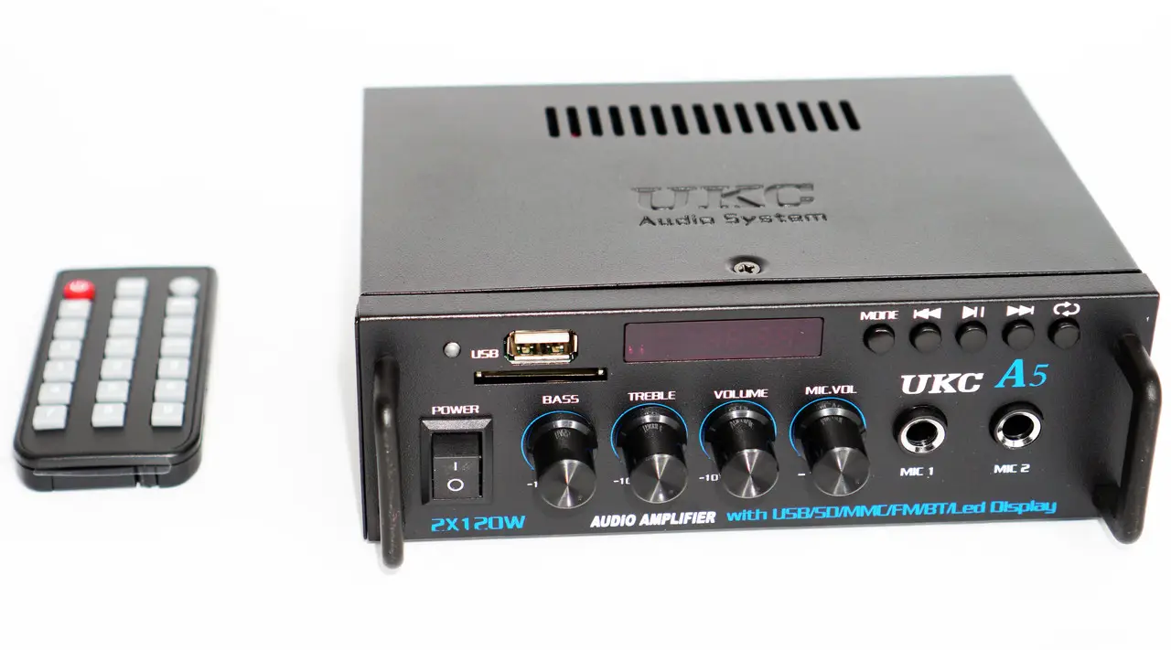 Підсилювач звуку з караоке UKC A5 з Bluetooth/USB/FM/SD 2 каналу Black (10262) - фото 3 Підсилювач звуку з караоке UKC A5 з Bluetooth/USB/FM/SD 2 каналу Black (10262) - фото 3