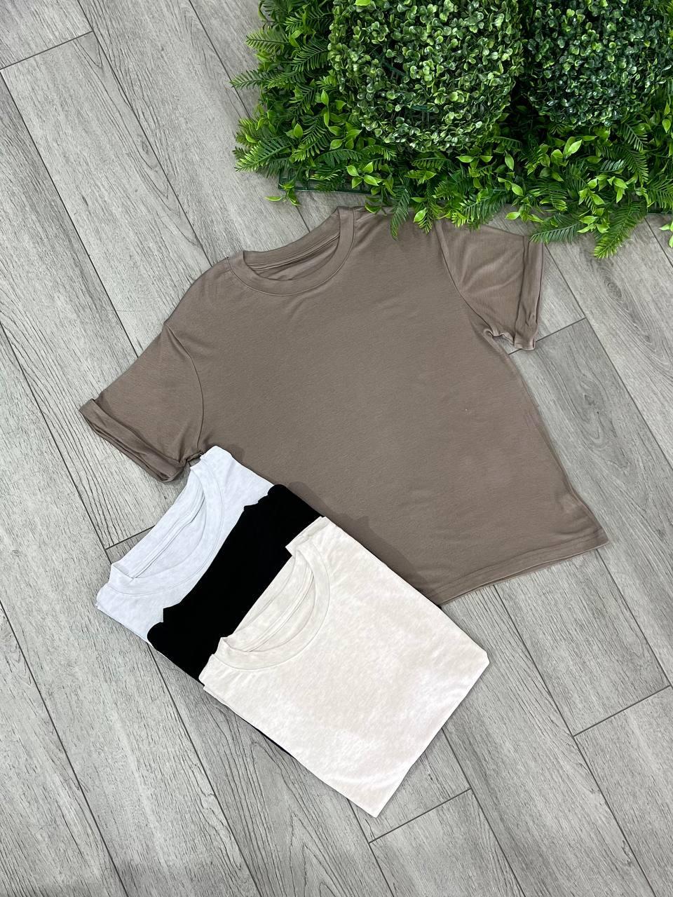 Футболка женская базовая OS Бежевый (#25154-03) - фото 2 Футболка женская базовая OS Бежевый (#25154-03) - фото 2