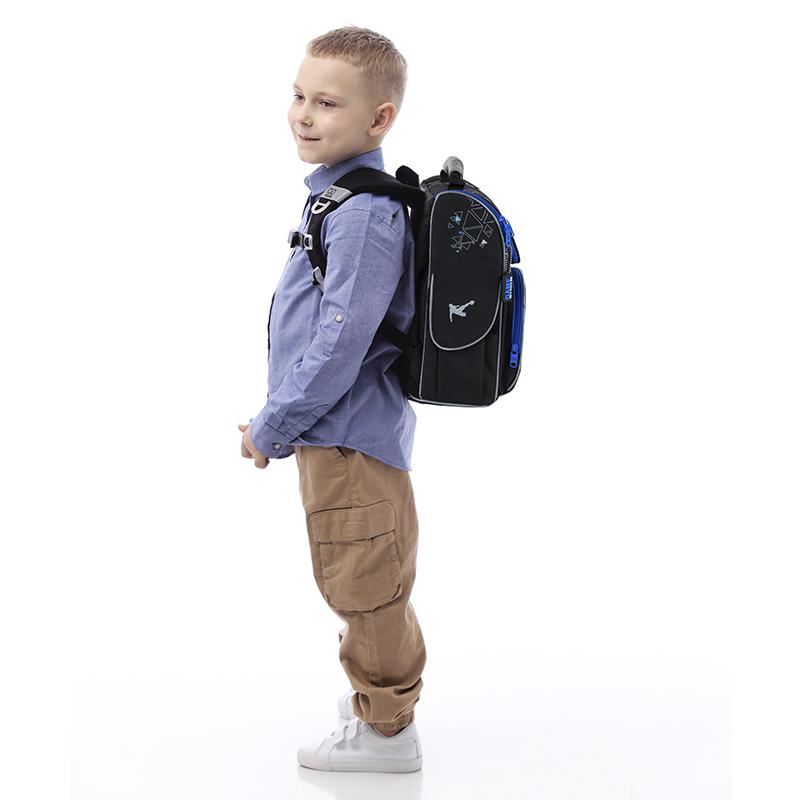 Школьный каркасный рюкзак GoPack Education GO25-5001S-5 Play The Game с ортопедической спинкой (995155) - фото 2 Школьный каркасный рюкзак GoPack Education GO25-5001S-5 Play The Game с ортопедической спинкой (995155) - фото 2