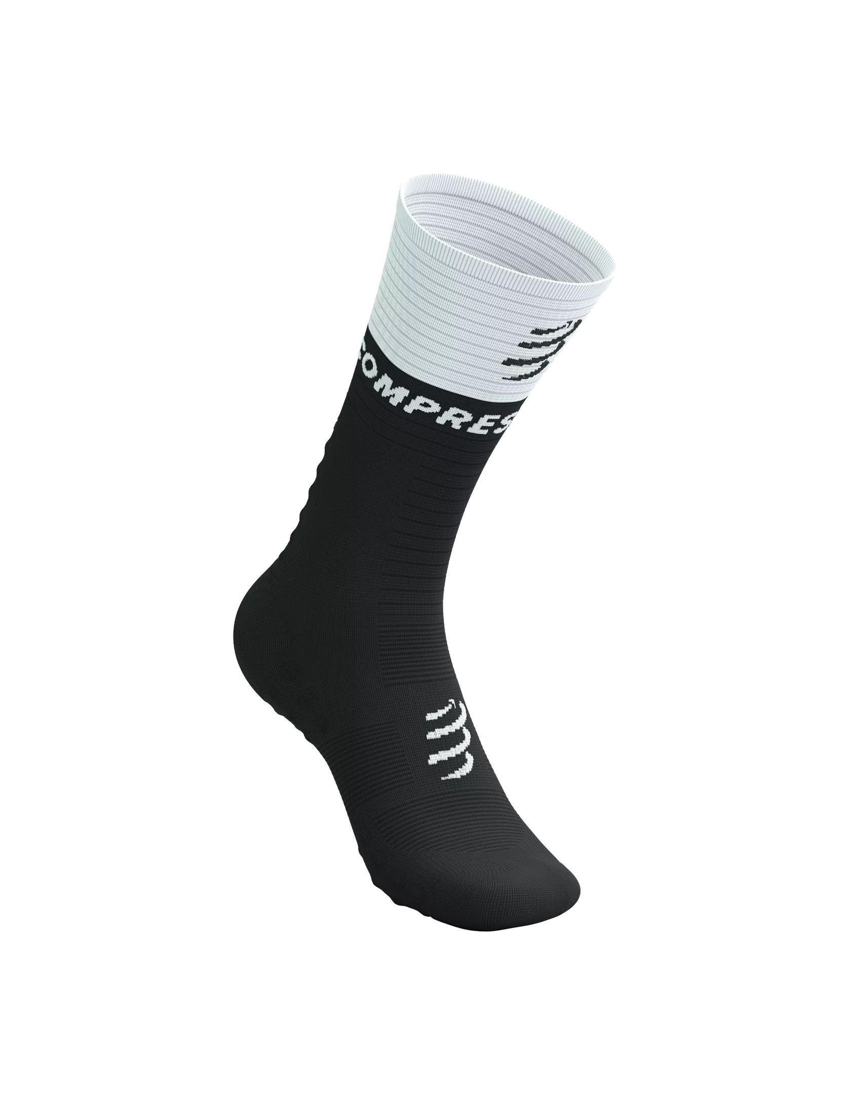 Шкарпетки Compressport Mid Compression Socks V2.0 T3 Black/White - фото 2